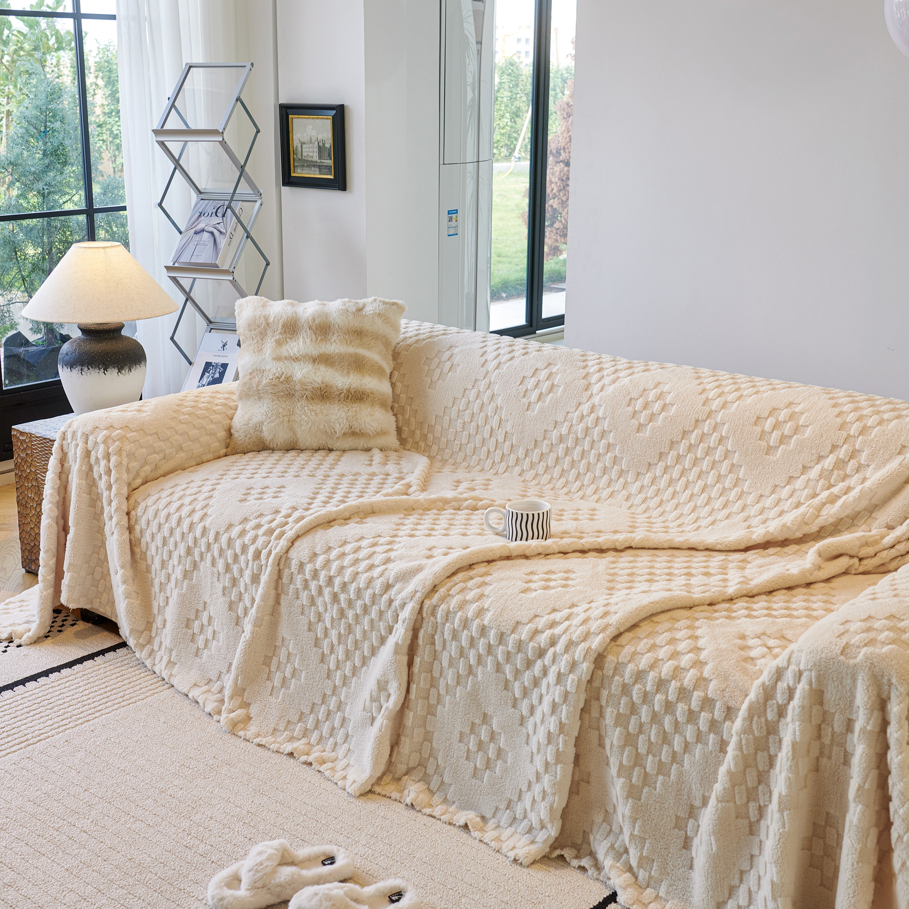 Thickened 3d Plush Premium Living Spaces Couch Covers Soft And Warm Couch Protector Blanket