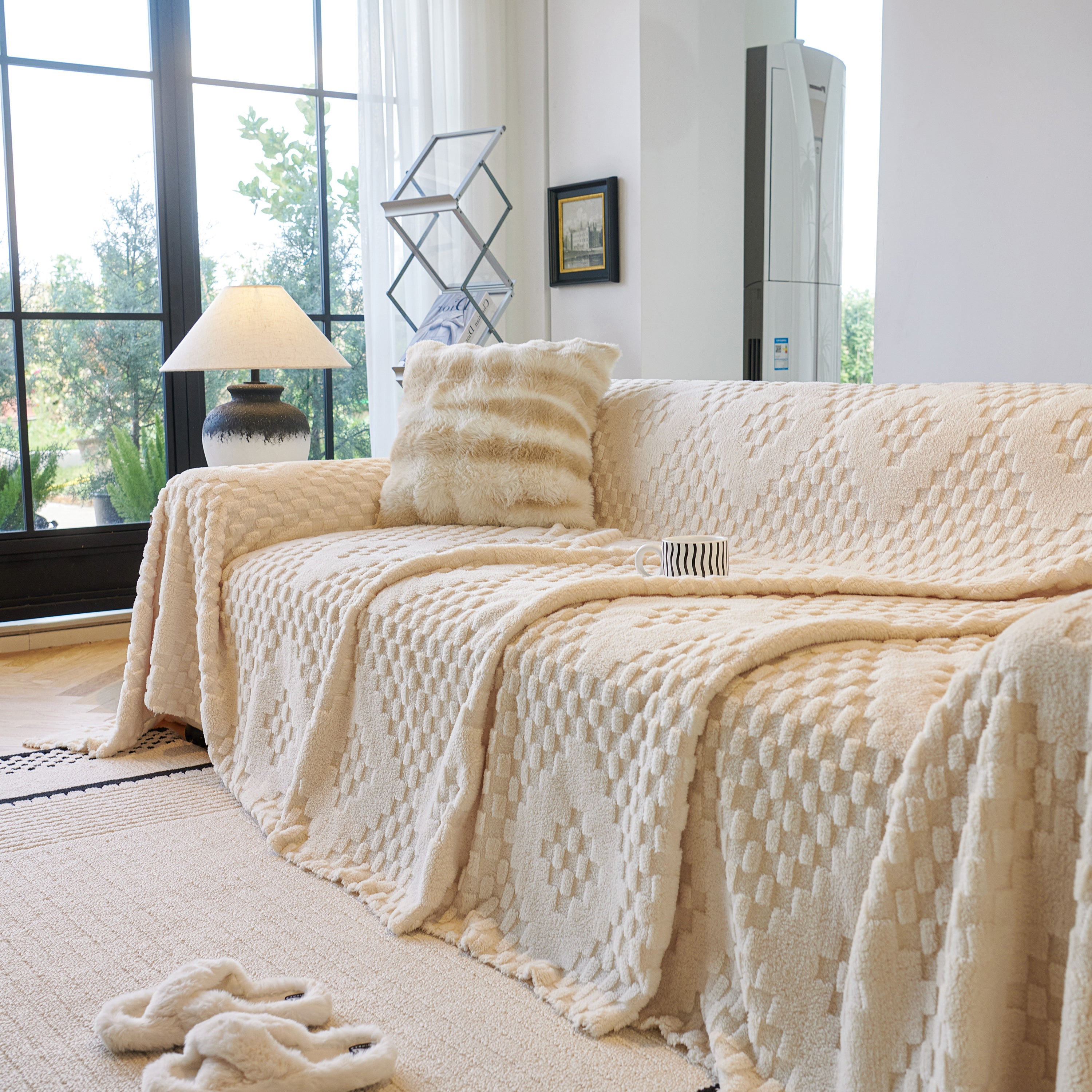 Thickened 3d Plush Premium Living Spaces Couch Covers Soft And Warm Couch Protector Blanket