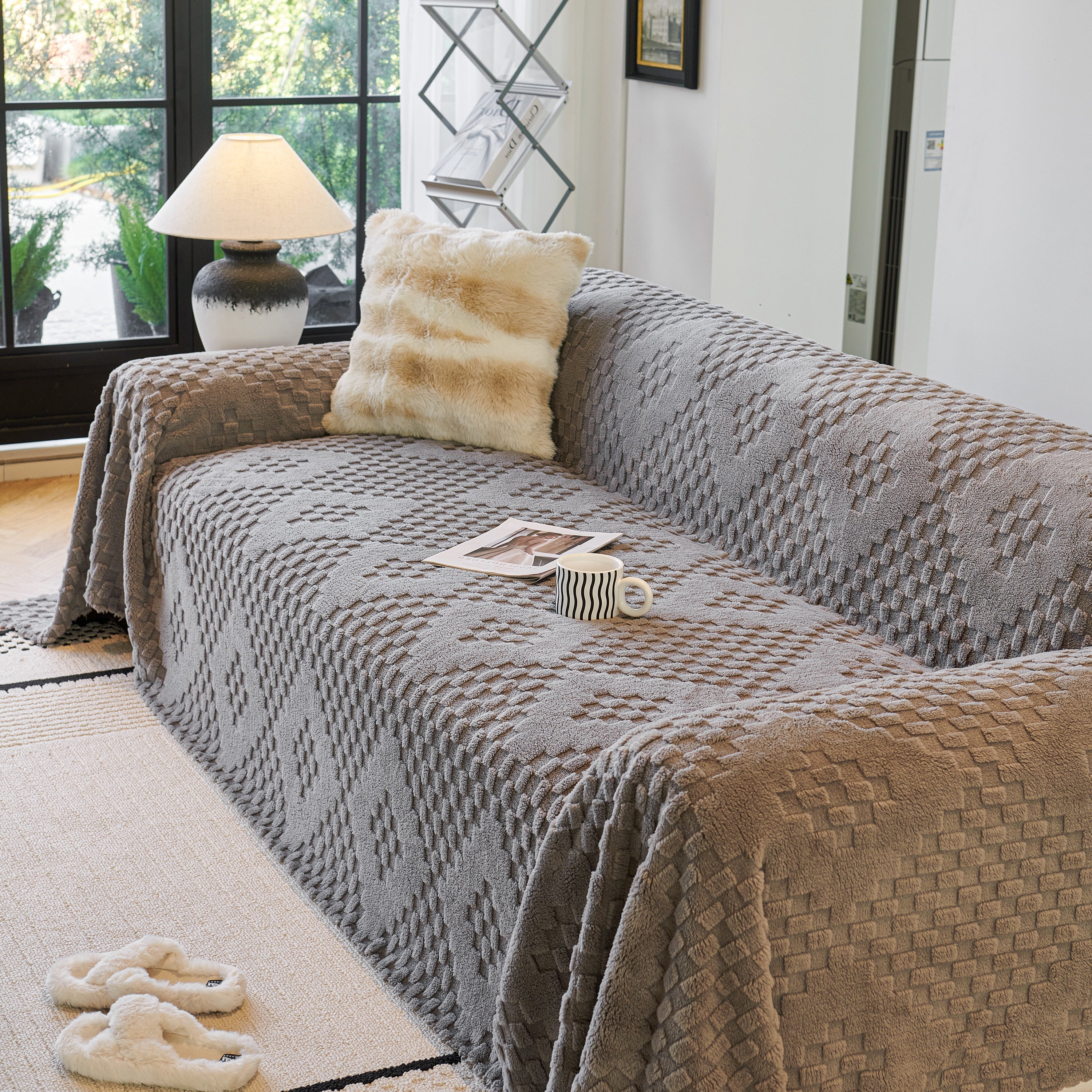Thickened 3d Plush Premium Living Spaces Couch Covers Soft And Warm Couch Protector Blanket