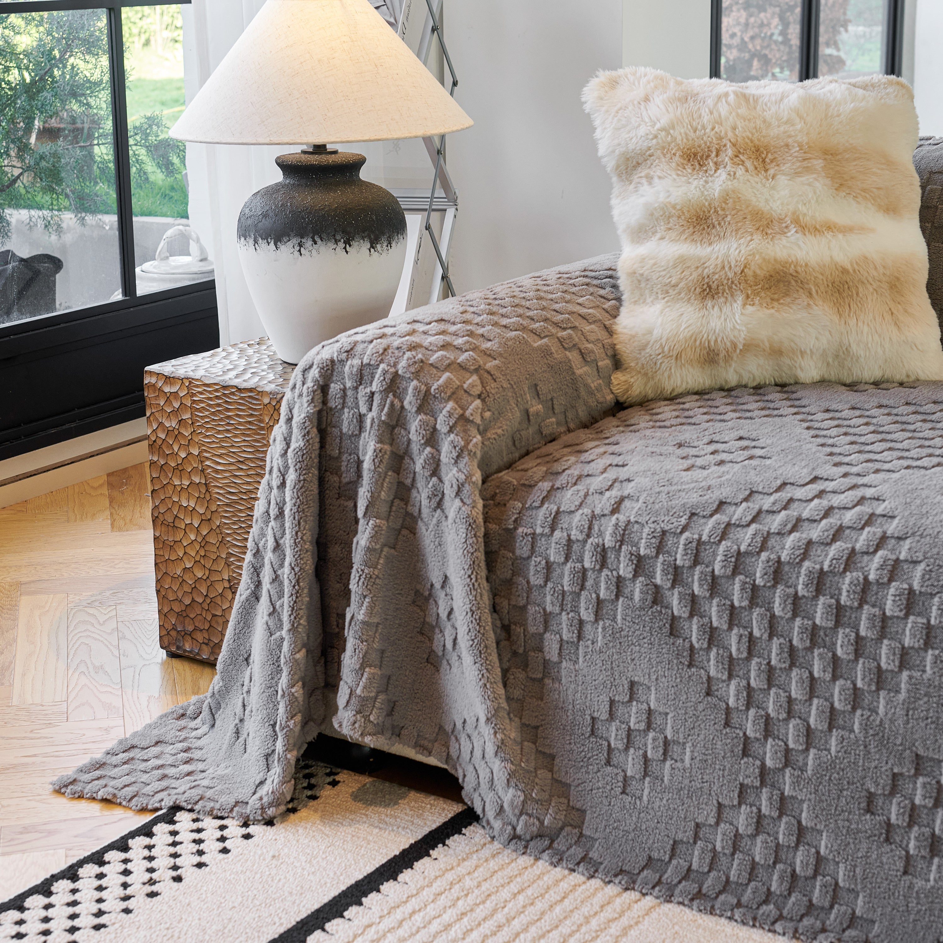 Thickened 3d Plush Premium Living Spaces Couch Covers Soft And Warm Couch Protector Blanket