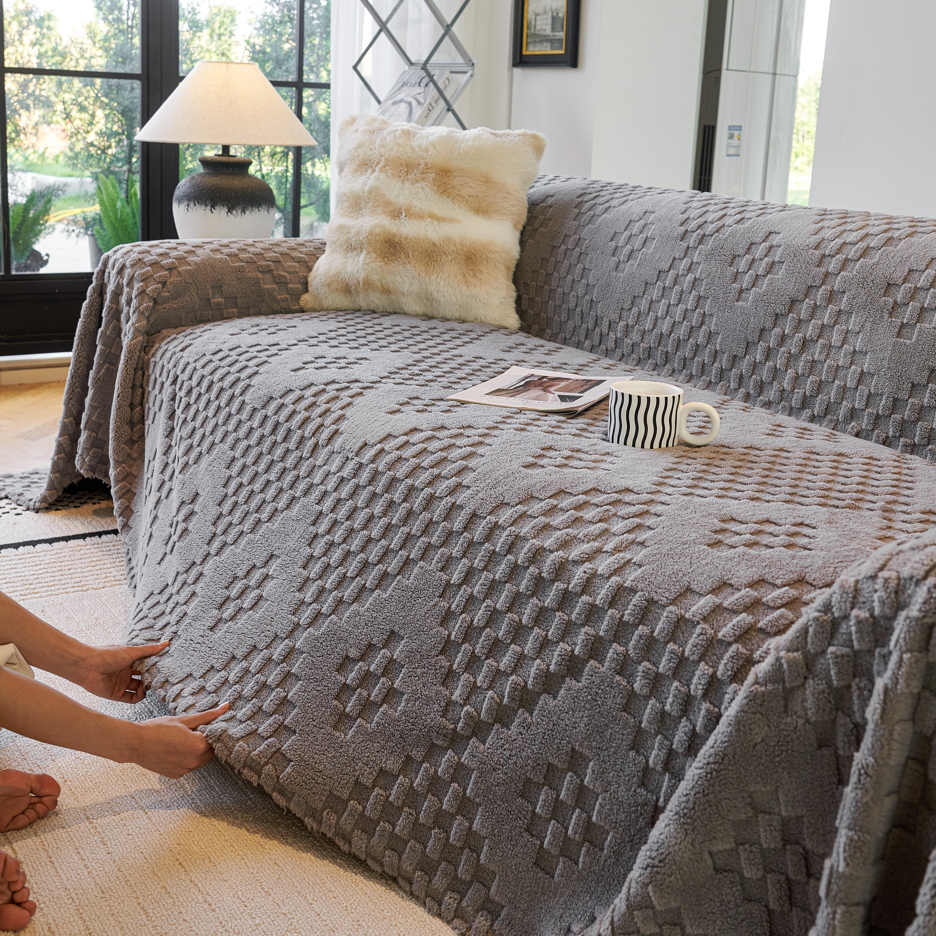 Thickened 3d Plush Premium Living Spaces Couch Covers Soft And Warm Couch Protector Blanket