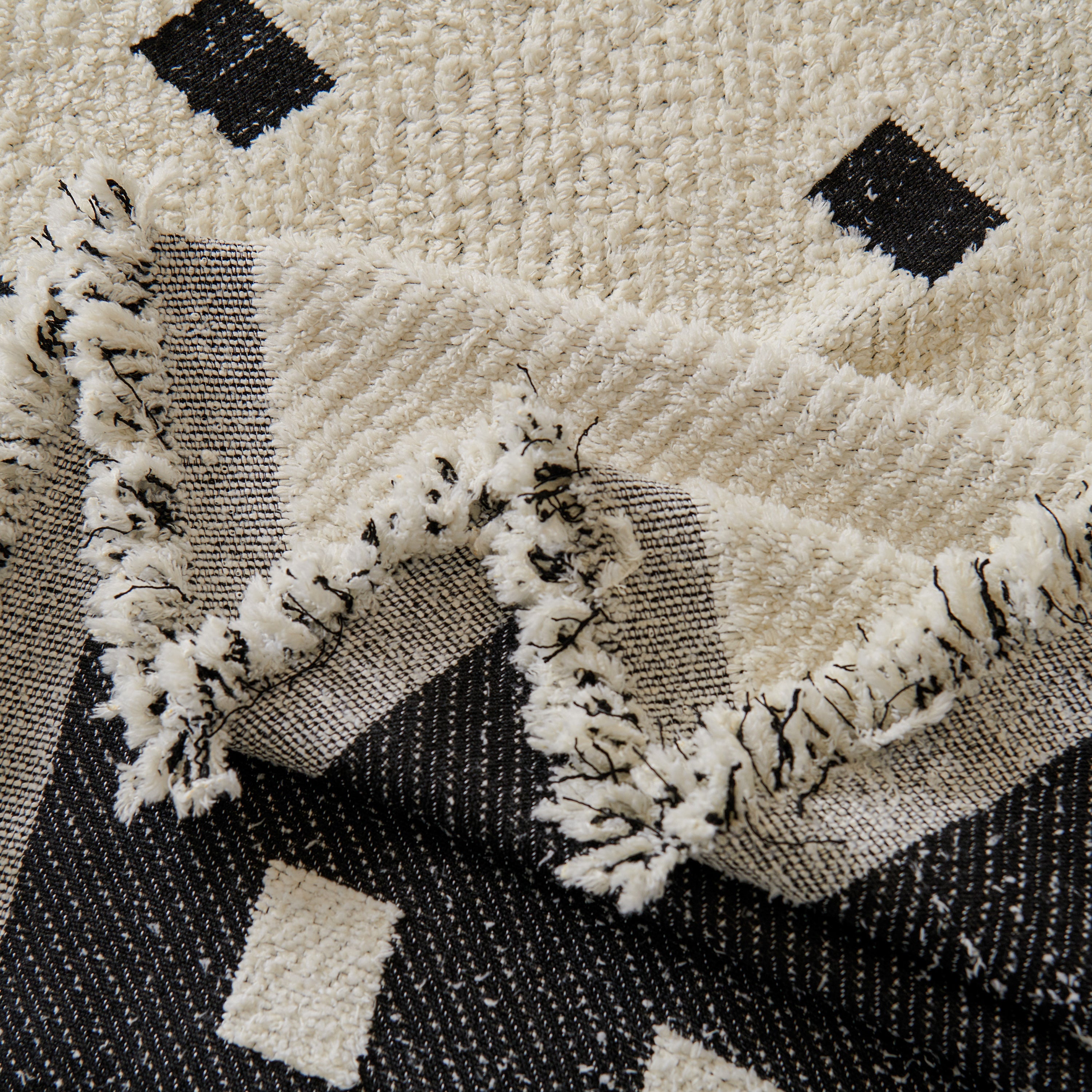 Sofa Throw Blanket With Woven Geometric Pattern & Tassels, Soft & Thick Couch Cover
