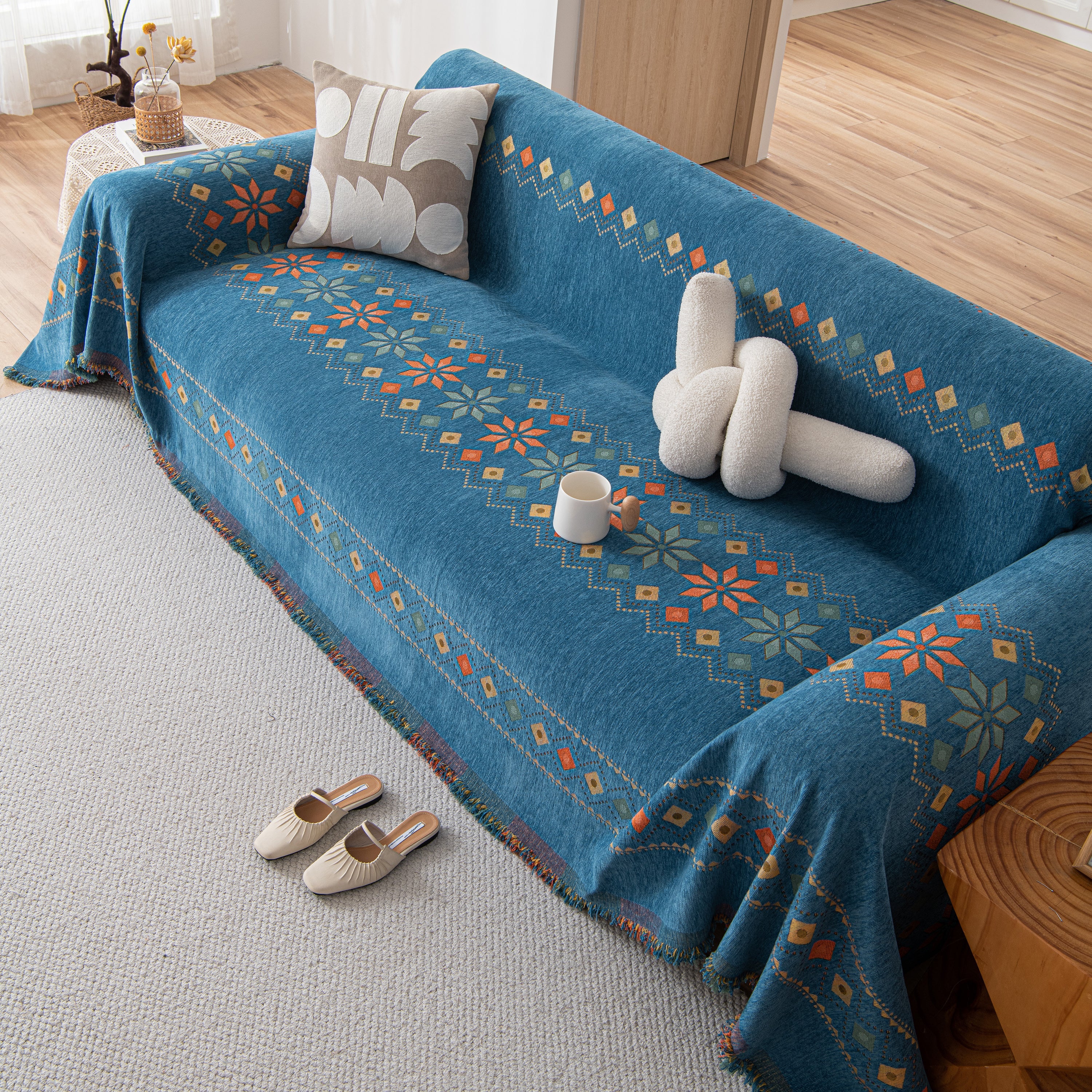 Bohemian Geometric Sofa Throw Cover, Cozy & Protective Ethnic-inspired Couch Cover