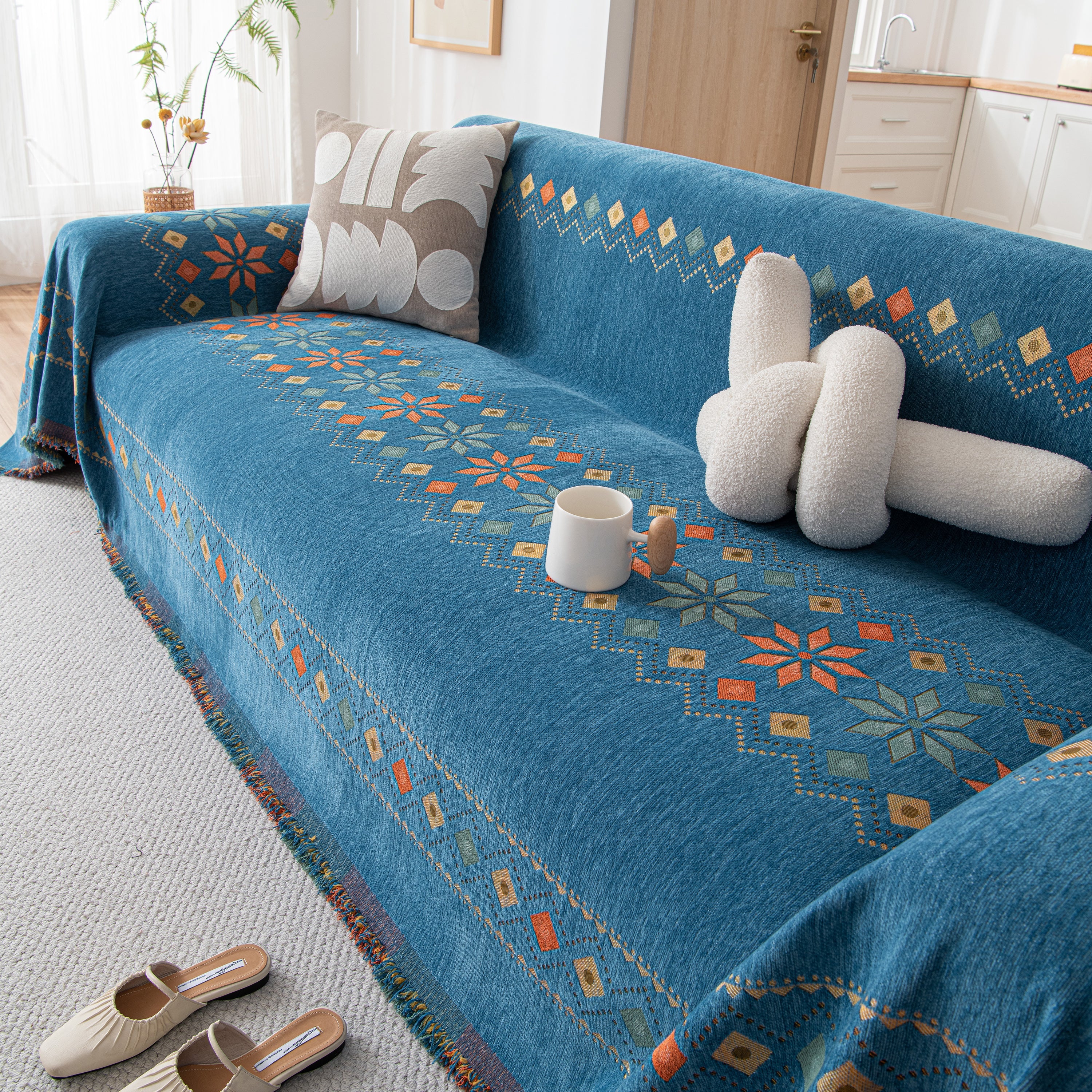 Bohemian Geometric Sofa Throw Cover, Cozy & Protective Ethnic-inspired Couch Cover