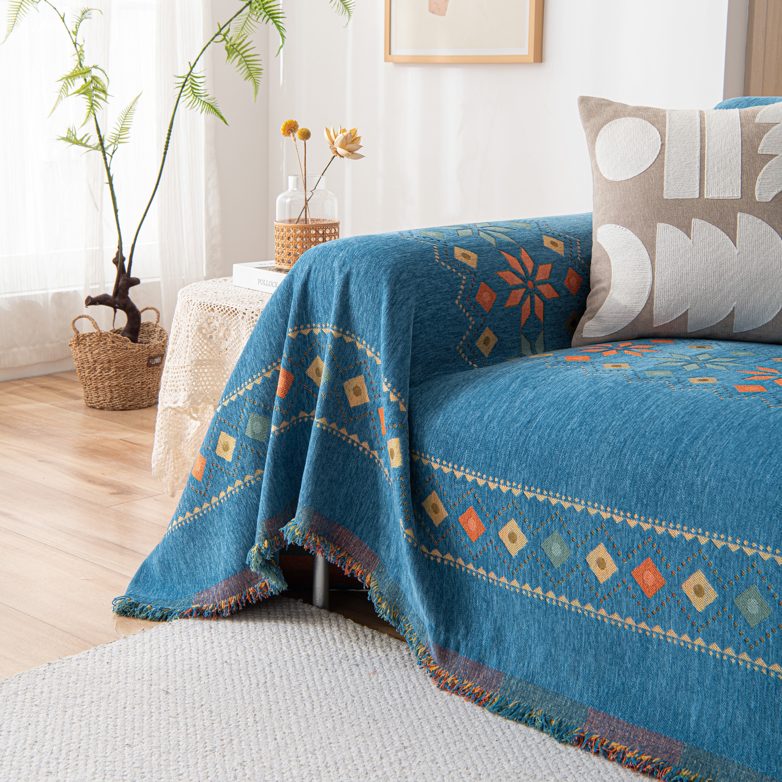 Bohemian Geometric Sofa Throw Cover, Cozy & Protective Ethnic-inspired Couch Cover