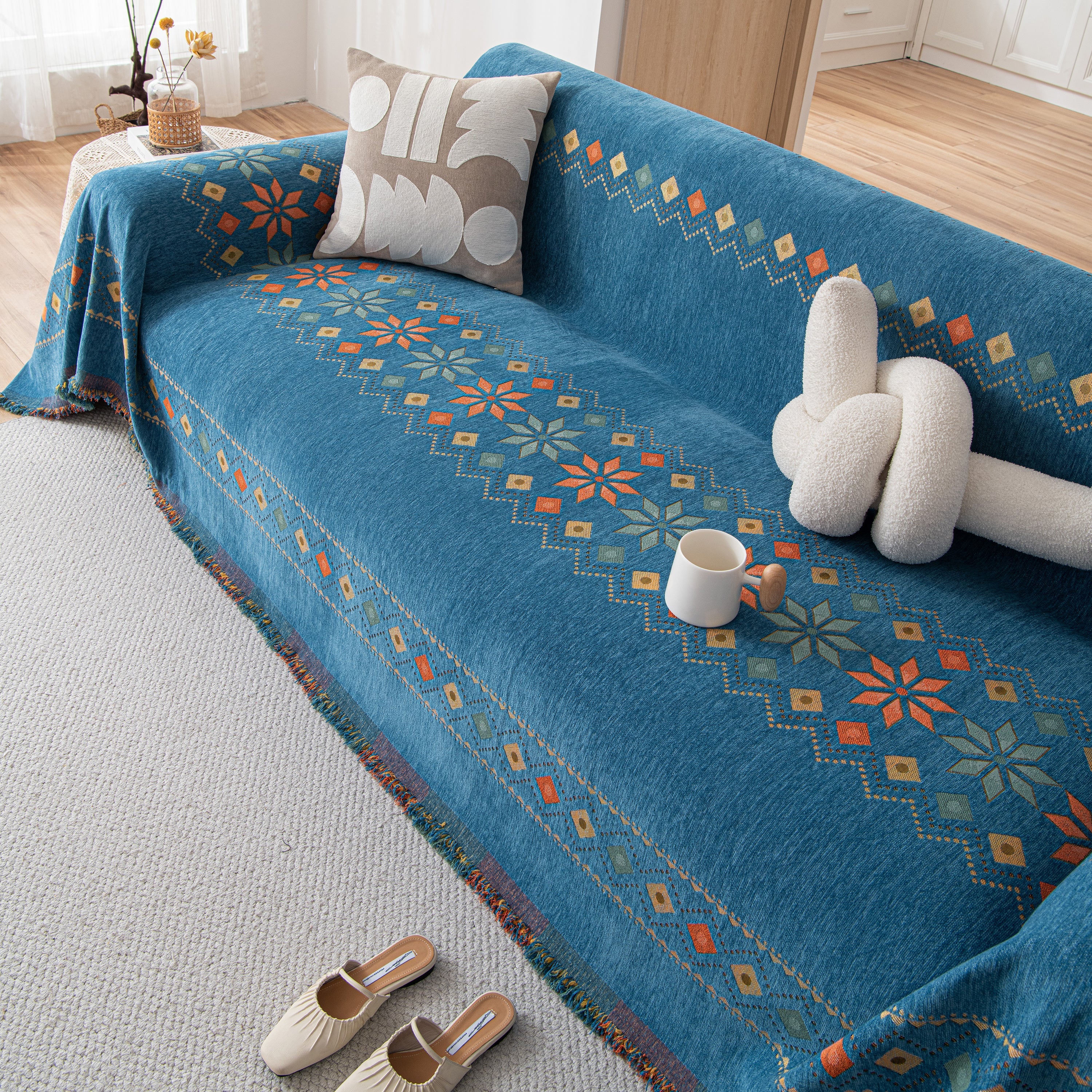 Bohemian Geometric Sofa Throw Cover, Cozy & Protective Ethnic-inspired Couch Cover