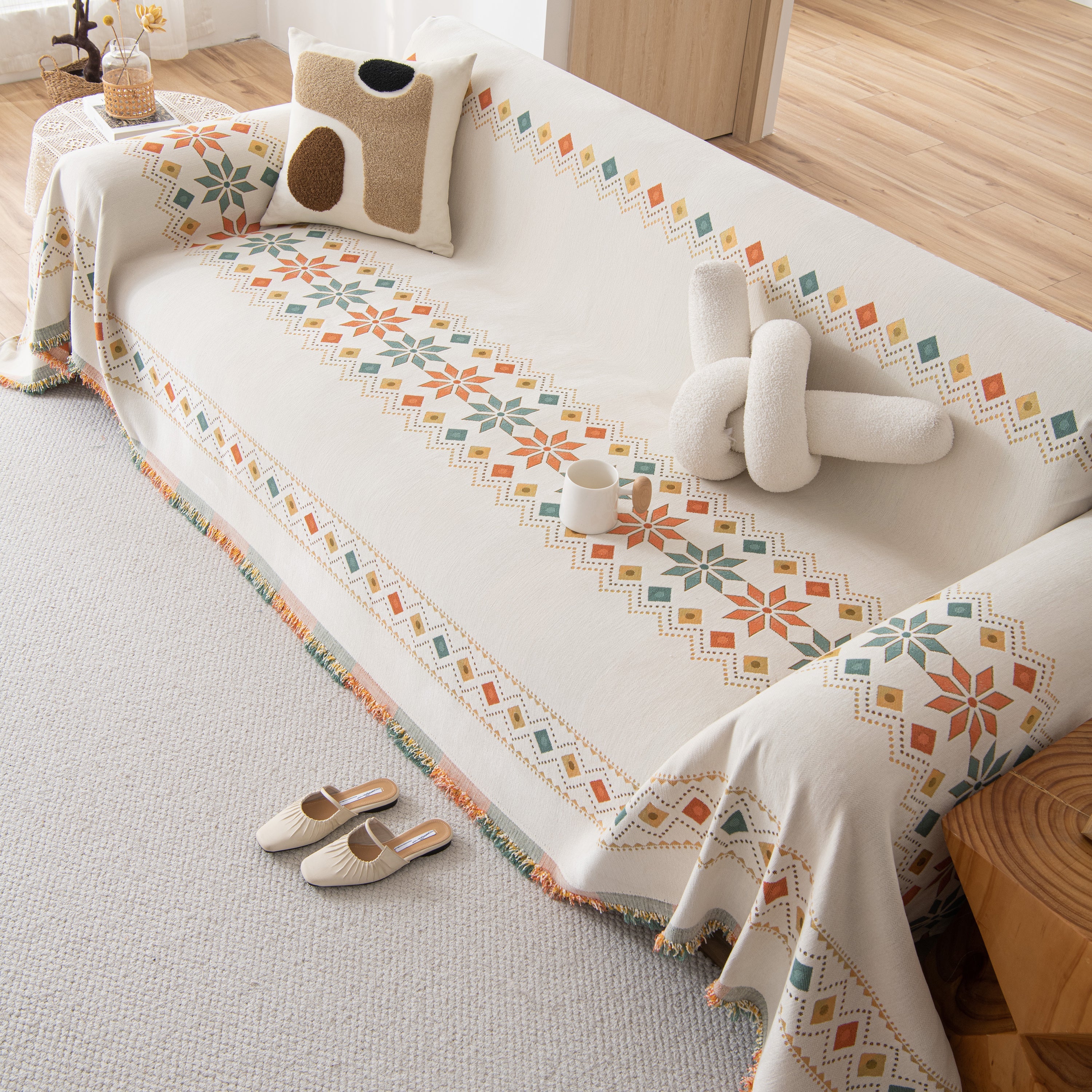 Bohemian Geometric Sofa Throw Cover, Cozy & Protective Ethnic-inspired Couch Cover