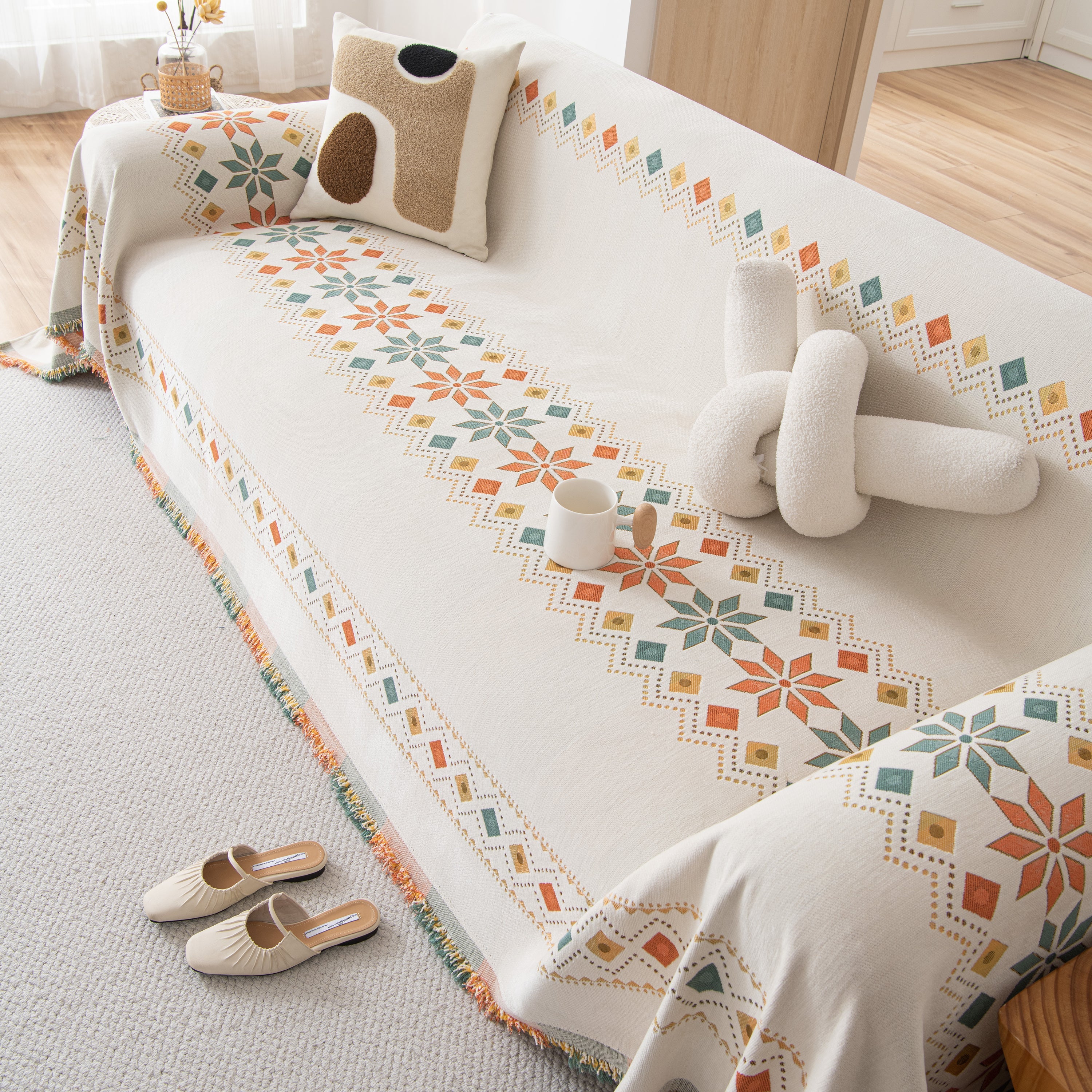 Bohemian Geometric Sofa Throw Cover, Cozy & Protective Ethnic-inspired Couch Cover
