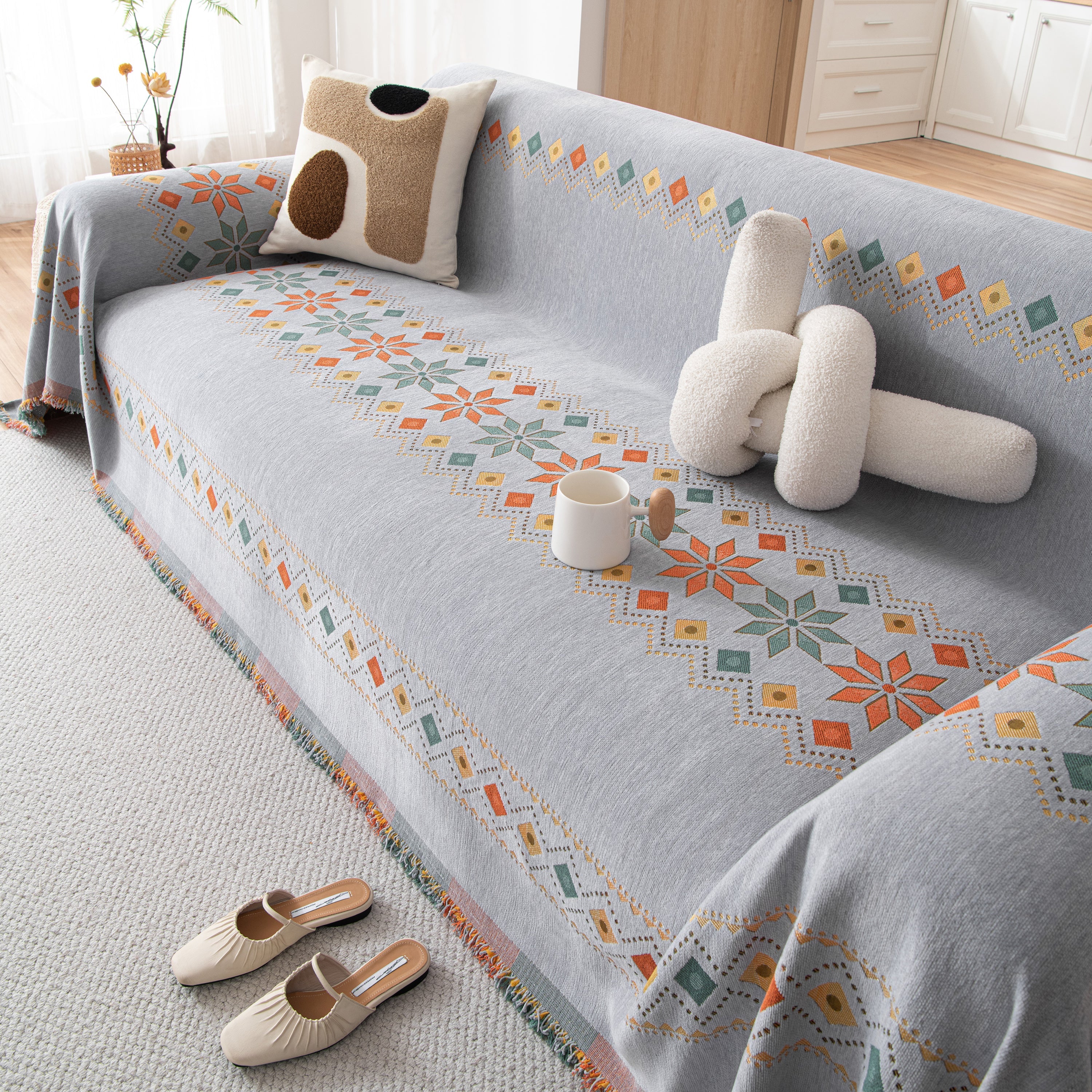 Bohemian Geometric Sofa Throw Cover, Cozy & Protective Ethnic-inspired Couch Cover