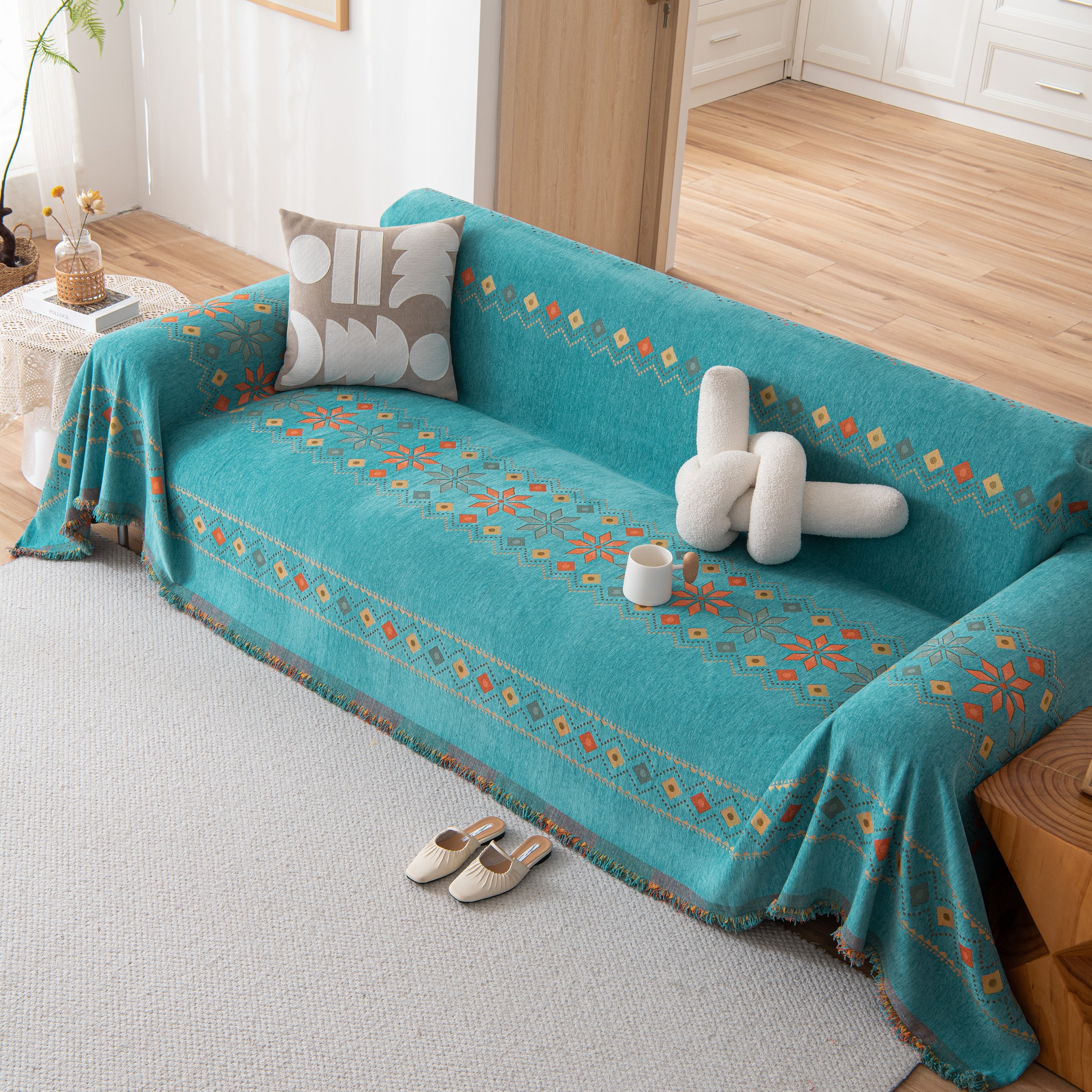 Bohemian Geometric Sofa Throw Cover, Cozy & Protective Ethnic-inspired Couch Cover