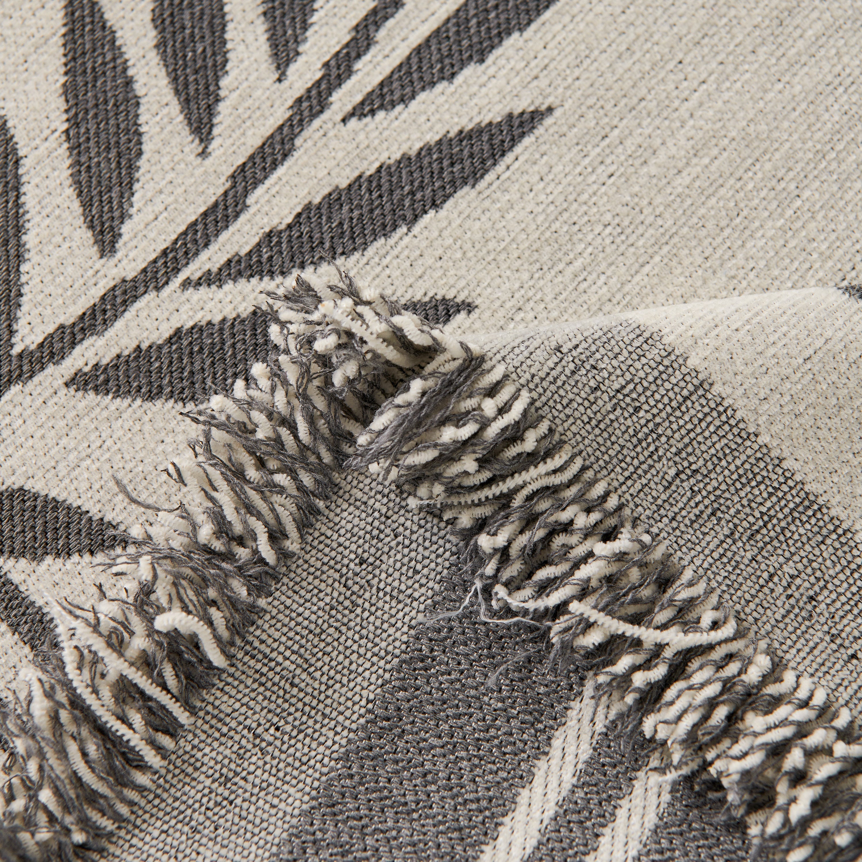 Modern Minimalist Chenille Willow Leaf Pattern Couch Cover Blanket, Luxurious Blankets For The Sofa