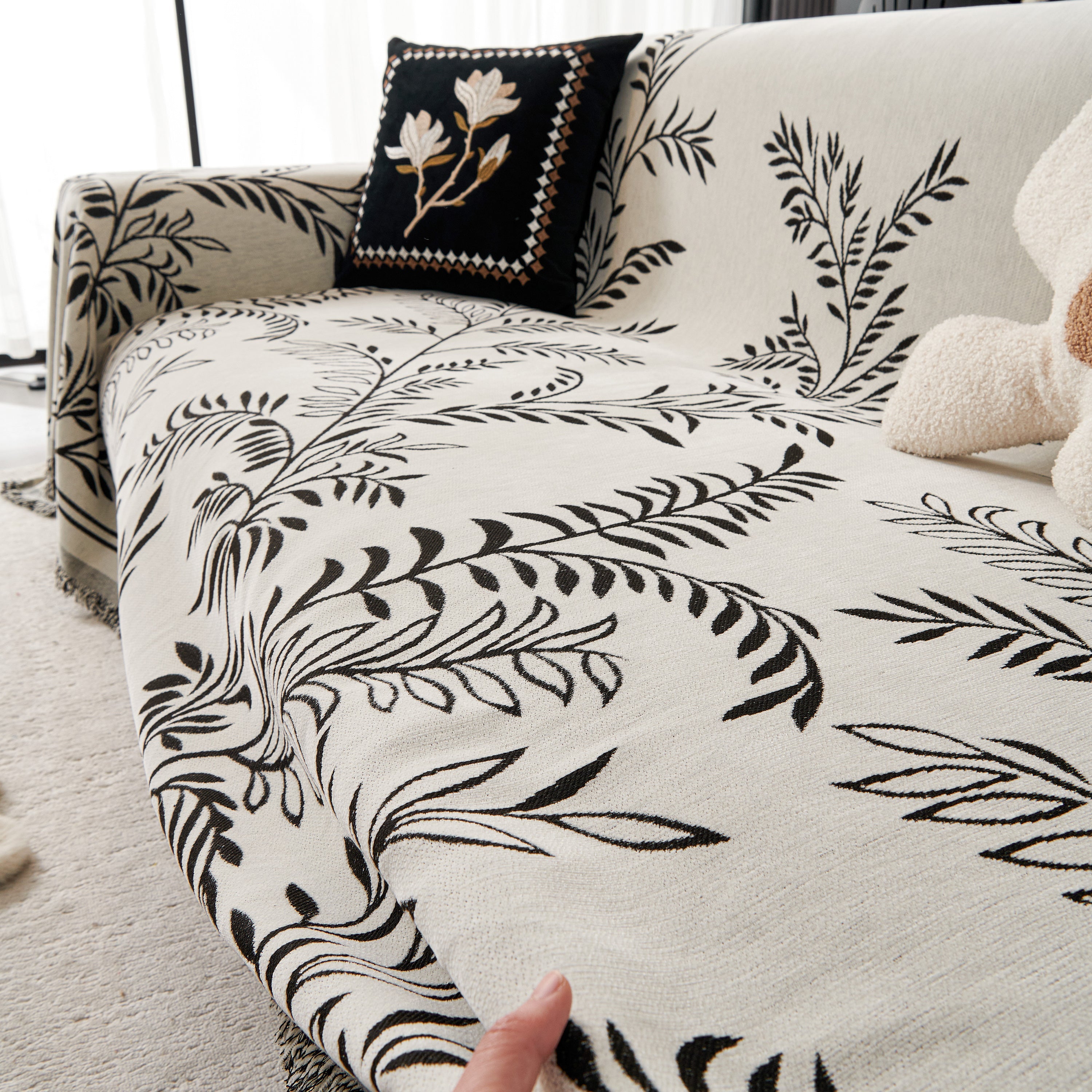 Modern Minimalist Chenille Willow Leaf Pattern Couch Cover Blanket, Luxurious Blankets For The Sofa