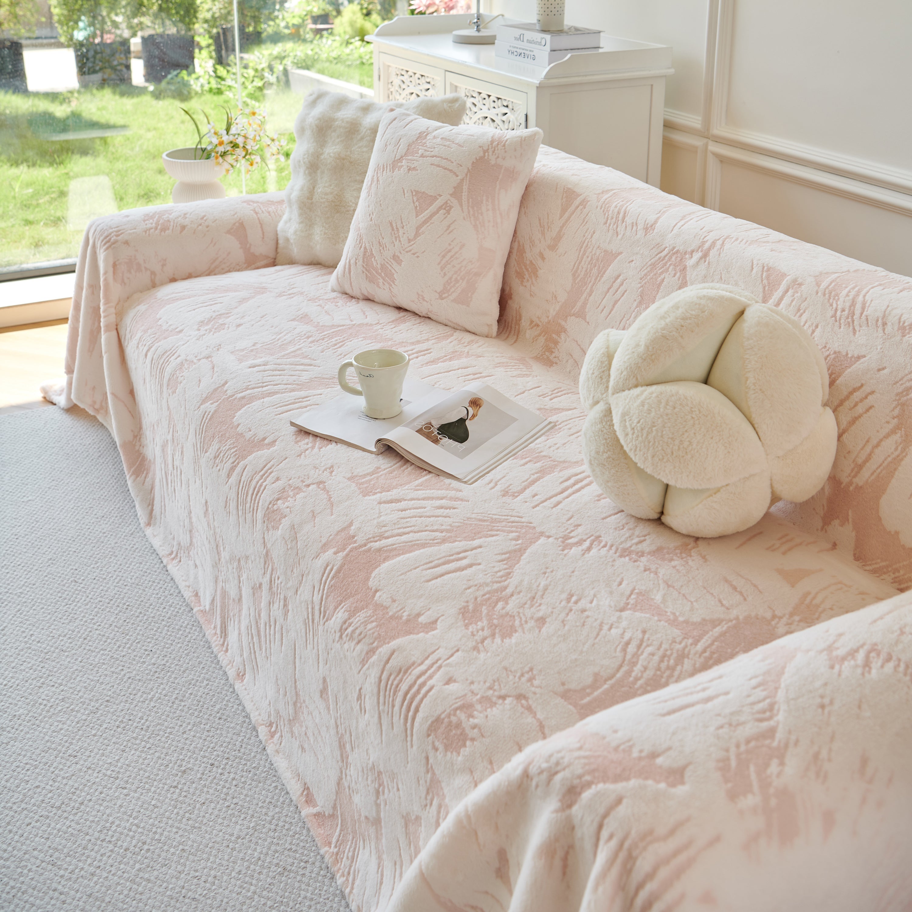 Plush Faux Fur Warm Sofa Cover With Waves Jacquard Textured Throw Blankets For Couch