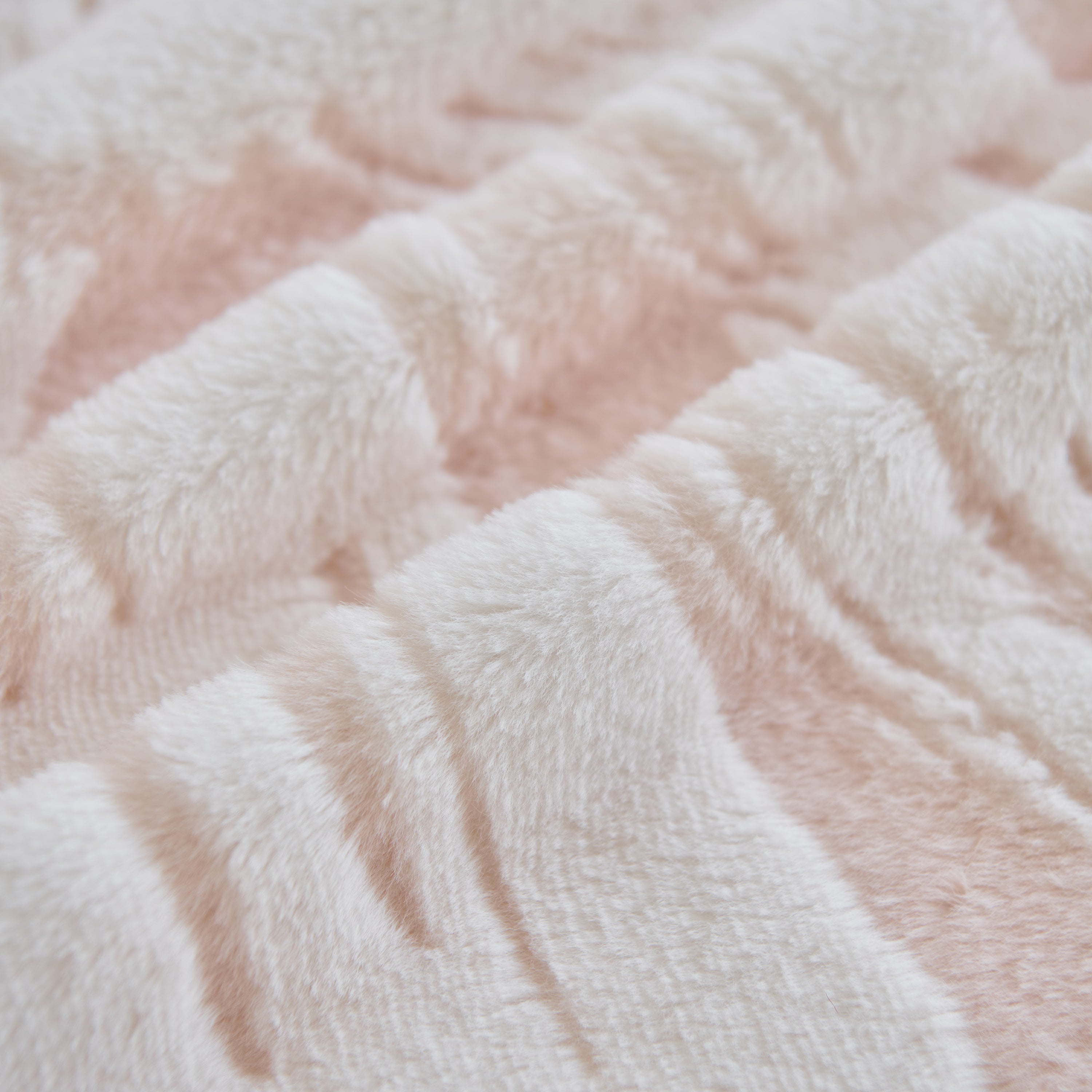 Plush Faux Fur Warm Sofa Cover With Waves Jacquard Textured Throw Blankets For Couch