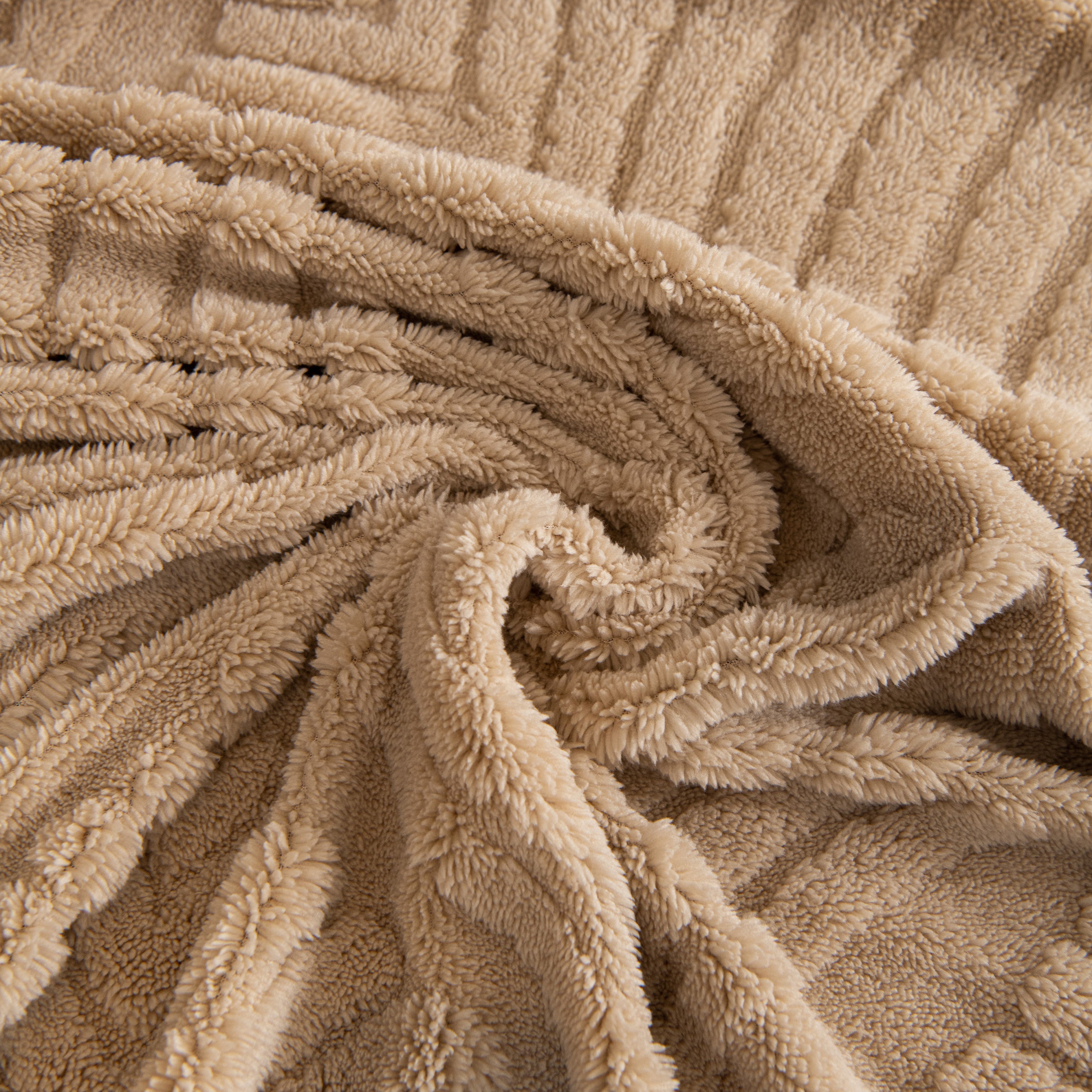 Winter Soft Plush Fleece Sofa Blanket Leaves Jacquard Couch Covers For Couches