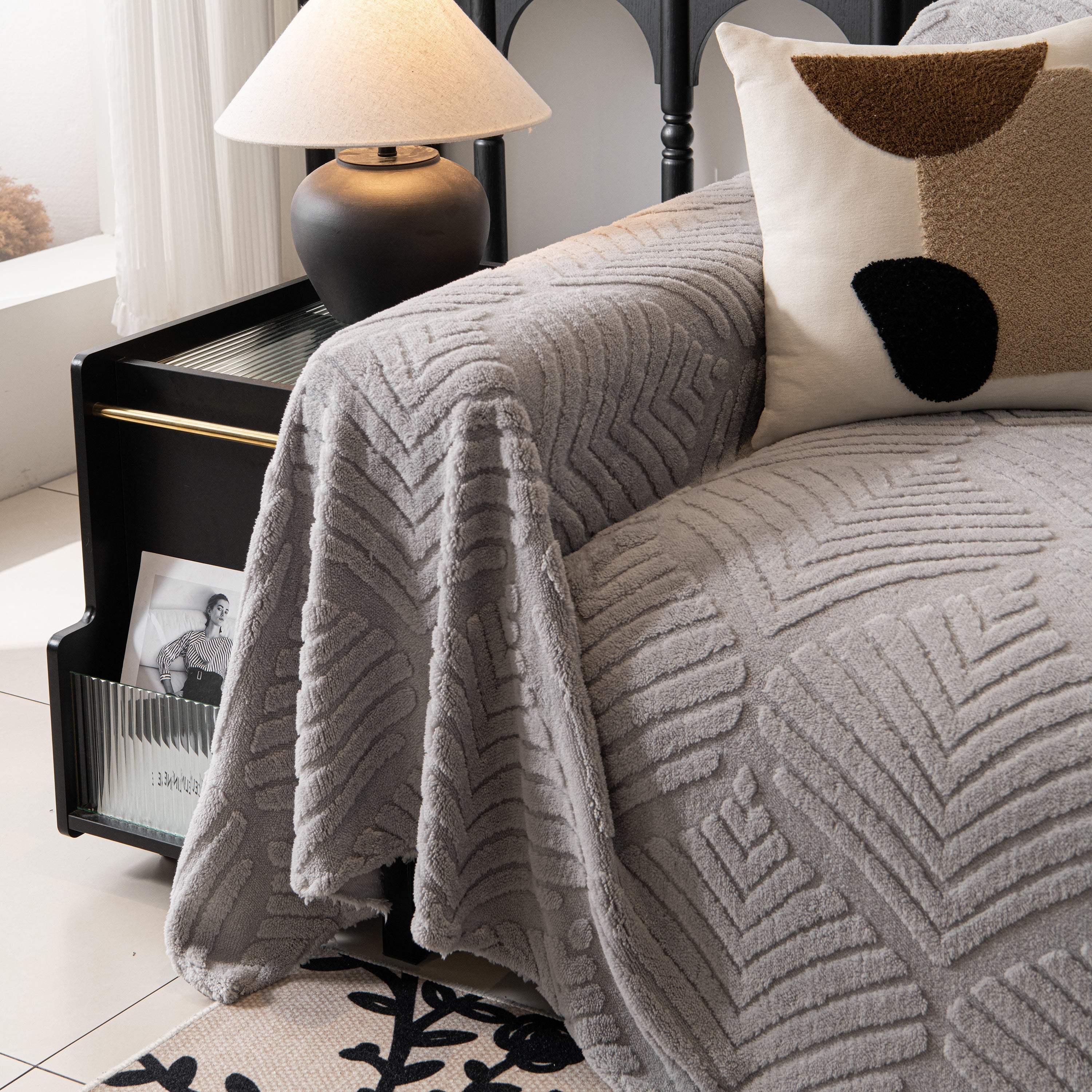 Winter Soft Plush Fleece Sofa Blanket Leaves Jacquard Couch Covers For Couches