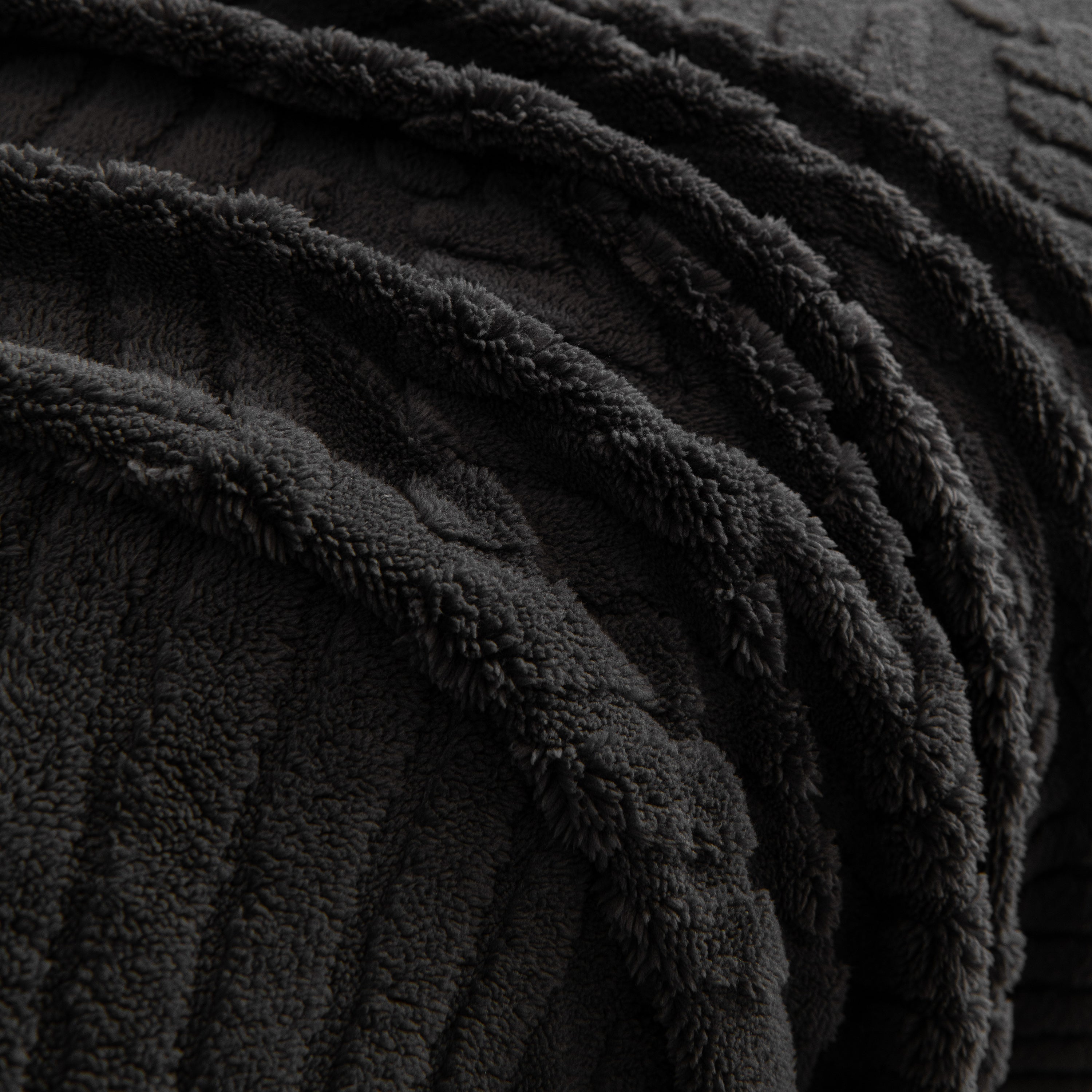 Winter Soft Plush Fleece Sofa Blanket Leaves Jacquard Couch Covers For Couches