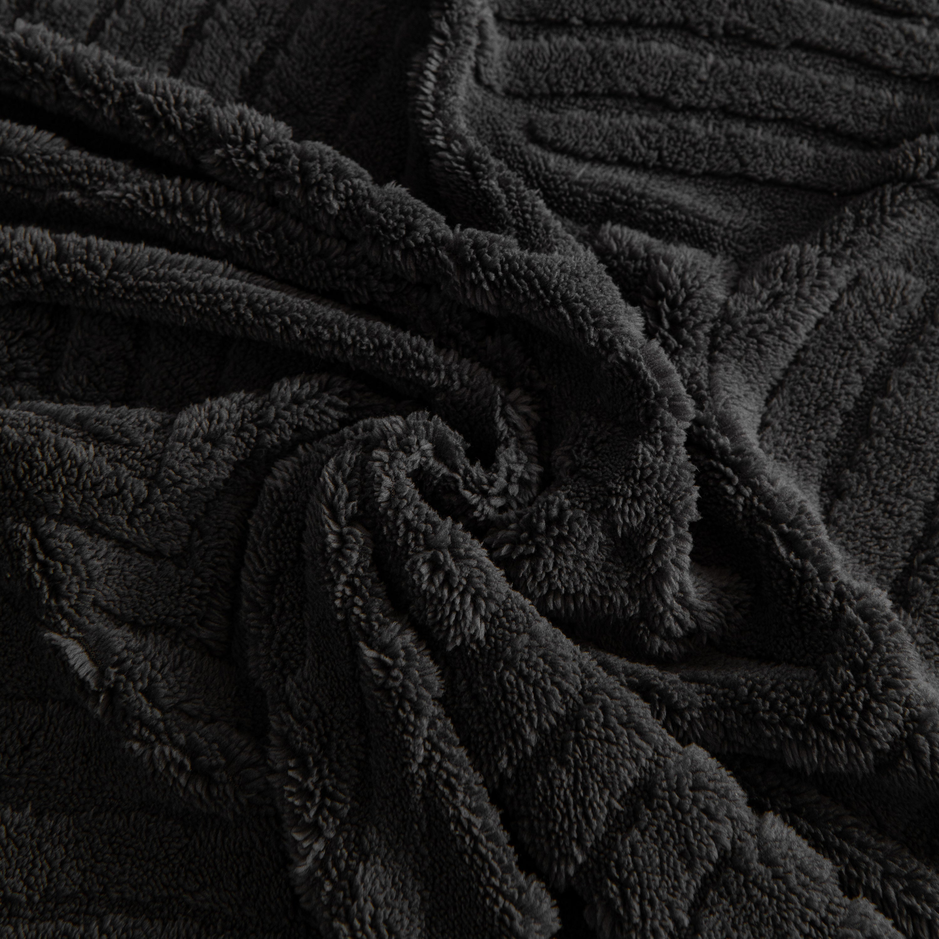 Winter Soft Plush Fleece Sofa Blanket Leaves Jacquard Couch Covers For Couches