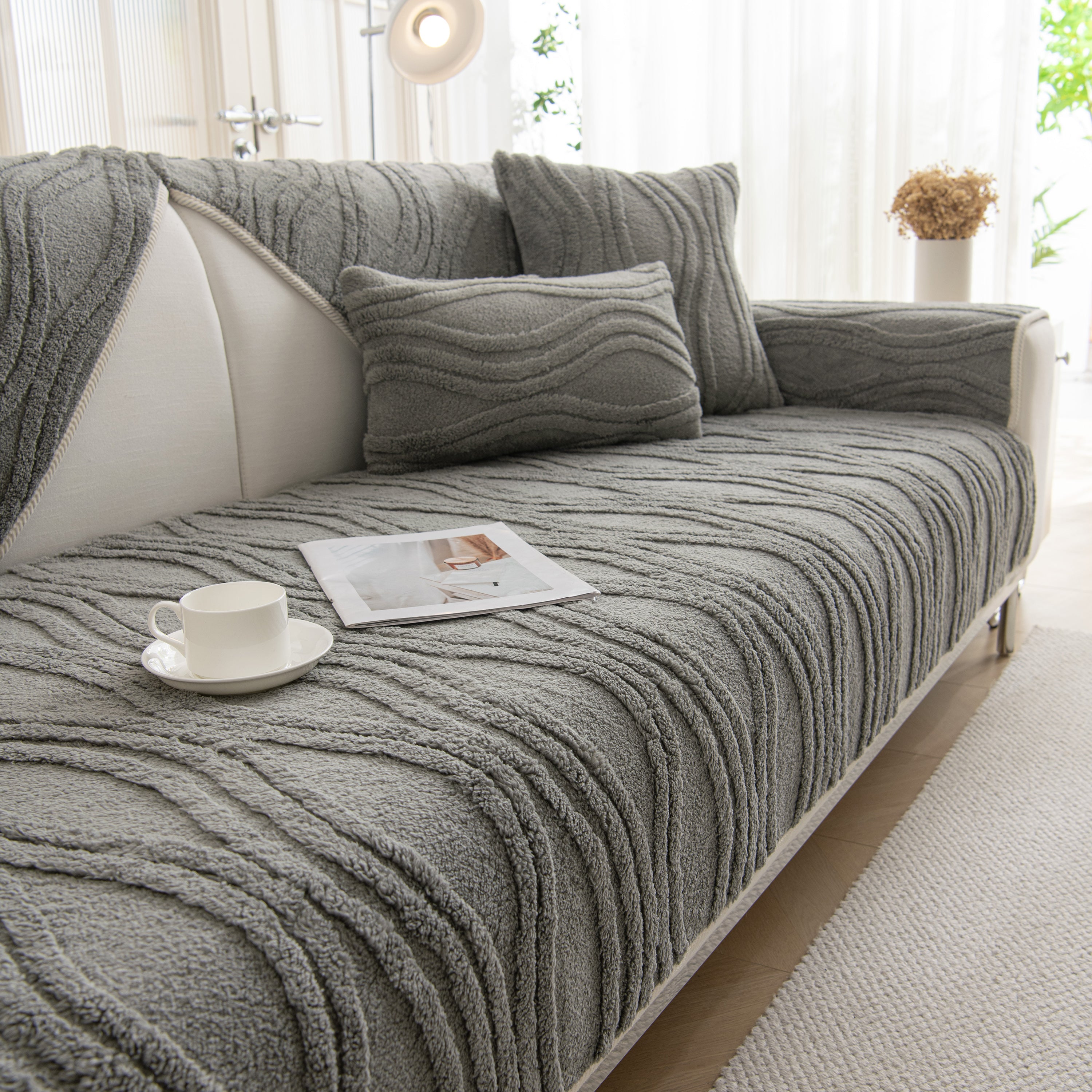 Winter Thickened Non-slip Blanket, Three-dimensional Embossed Cotton Velvet Sofa Cover