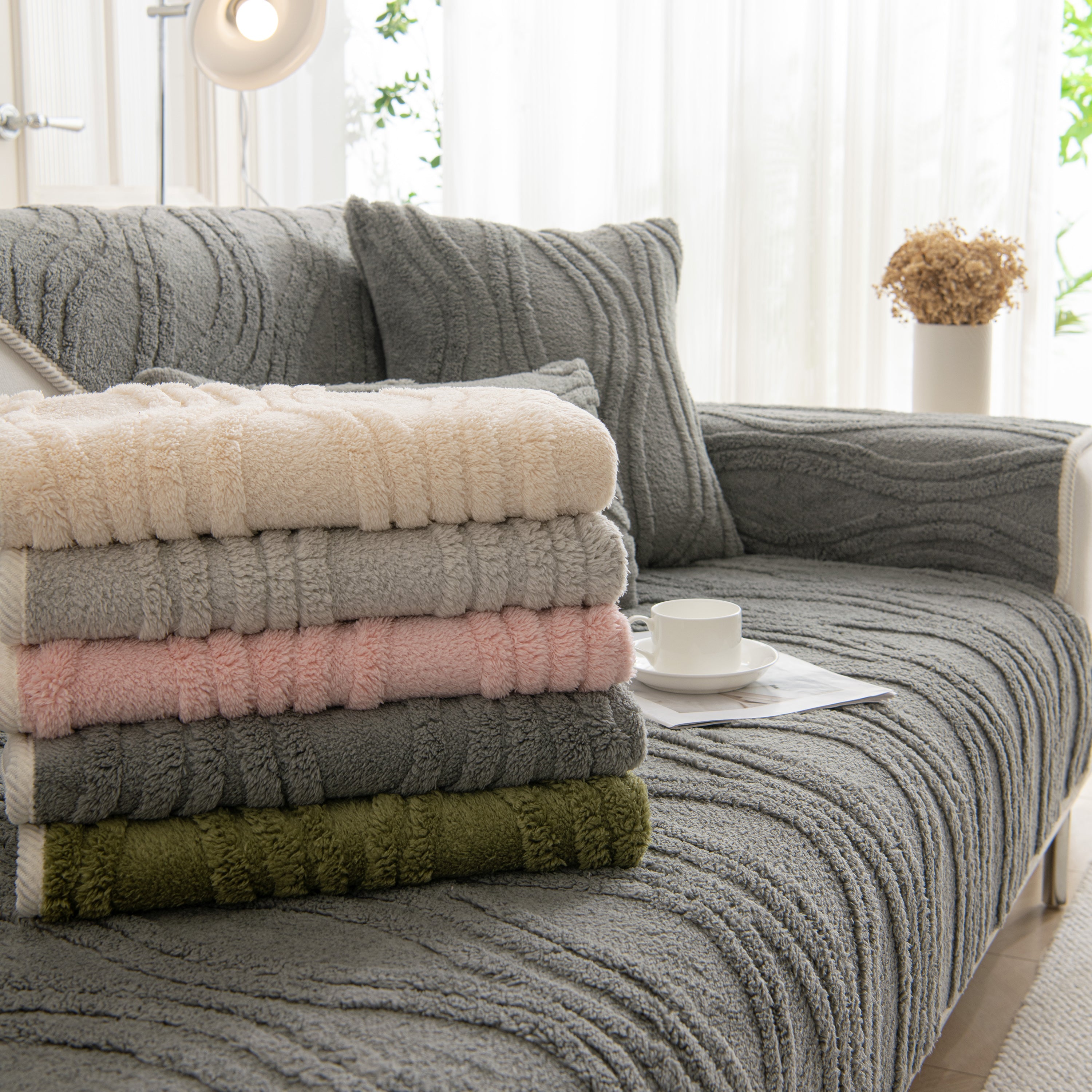 Winter Thickened Non-slip Blanket, Three-dimensional Embossed Cotton Velvet Sofa Cover