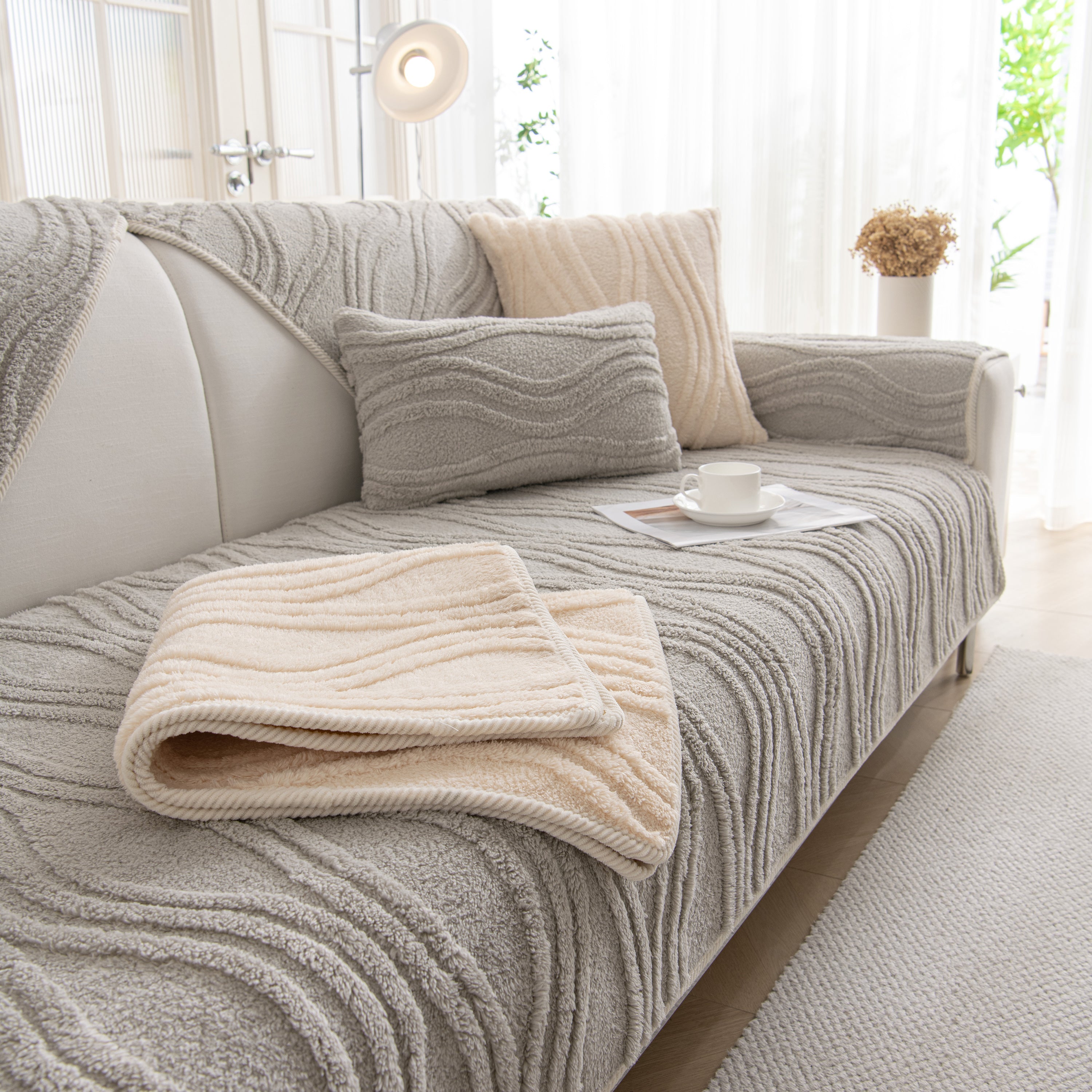Winter Thickened Non-slip Blanket, Three-dimensional Embossed Cotton Velvet Sofa Cover