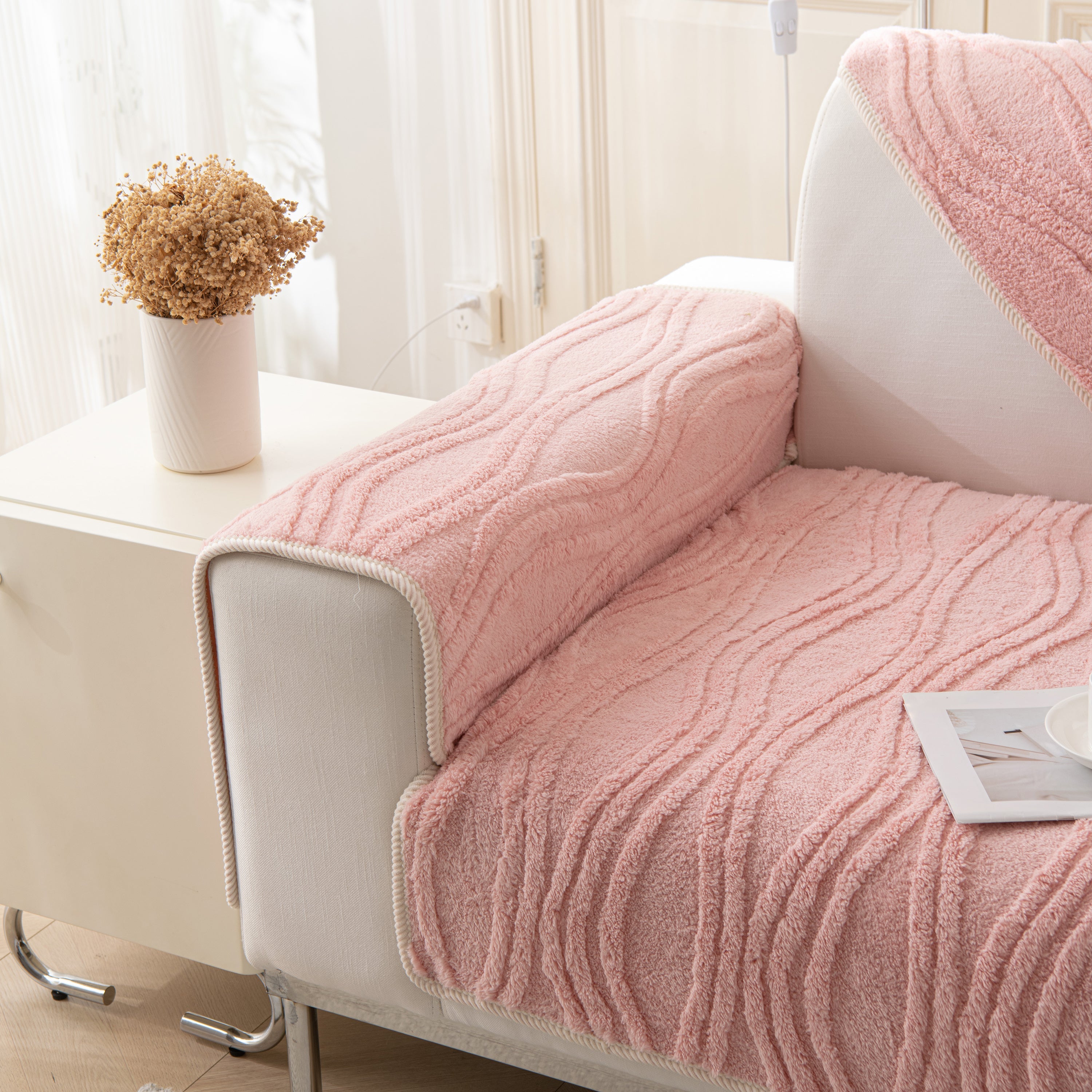 Winter Thickened Non-slip Blanket, Three-dimensional Embossed Cotton Velvet Sofa Cover