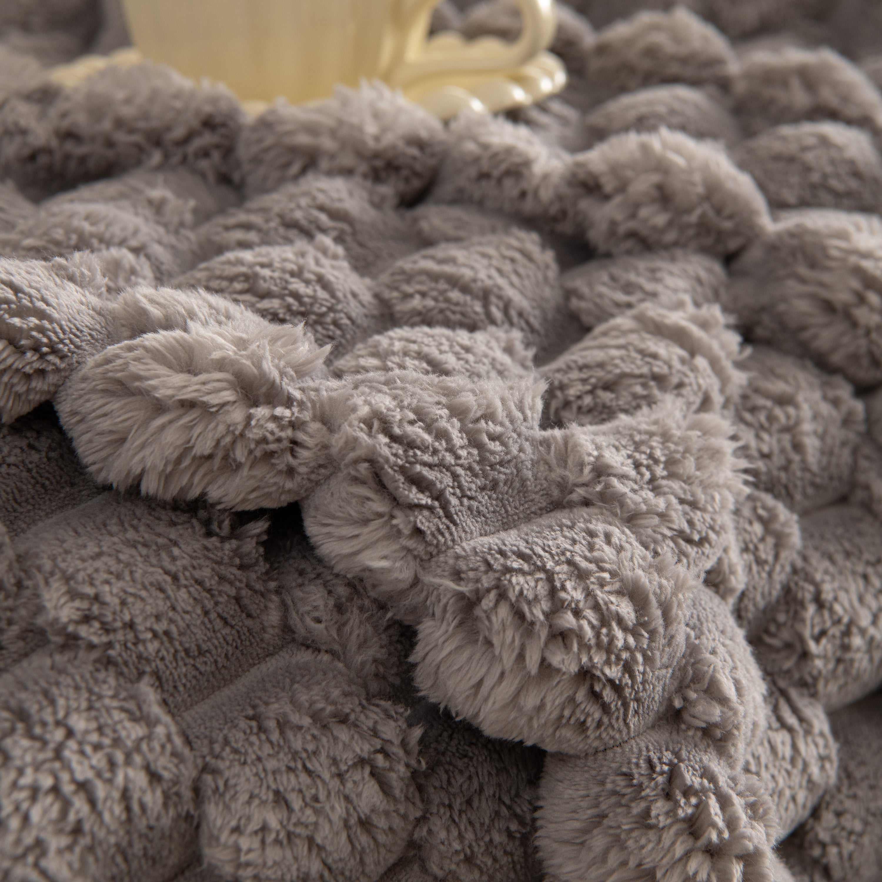 Thick Plush Faux Fur Couch Cover Blanket Warm Fuzzy Blanket Couch Protector For Winter