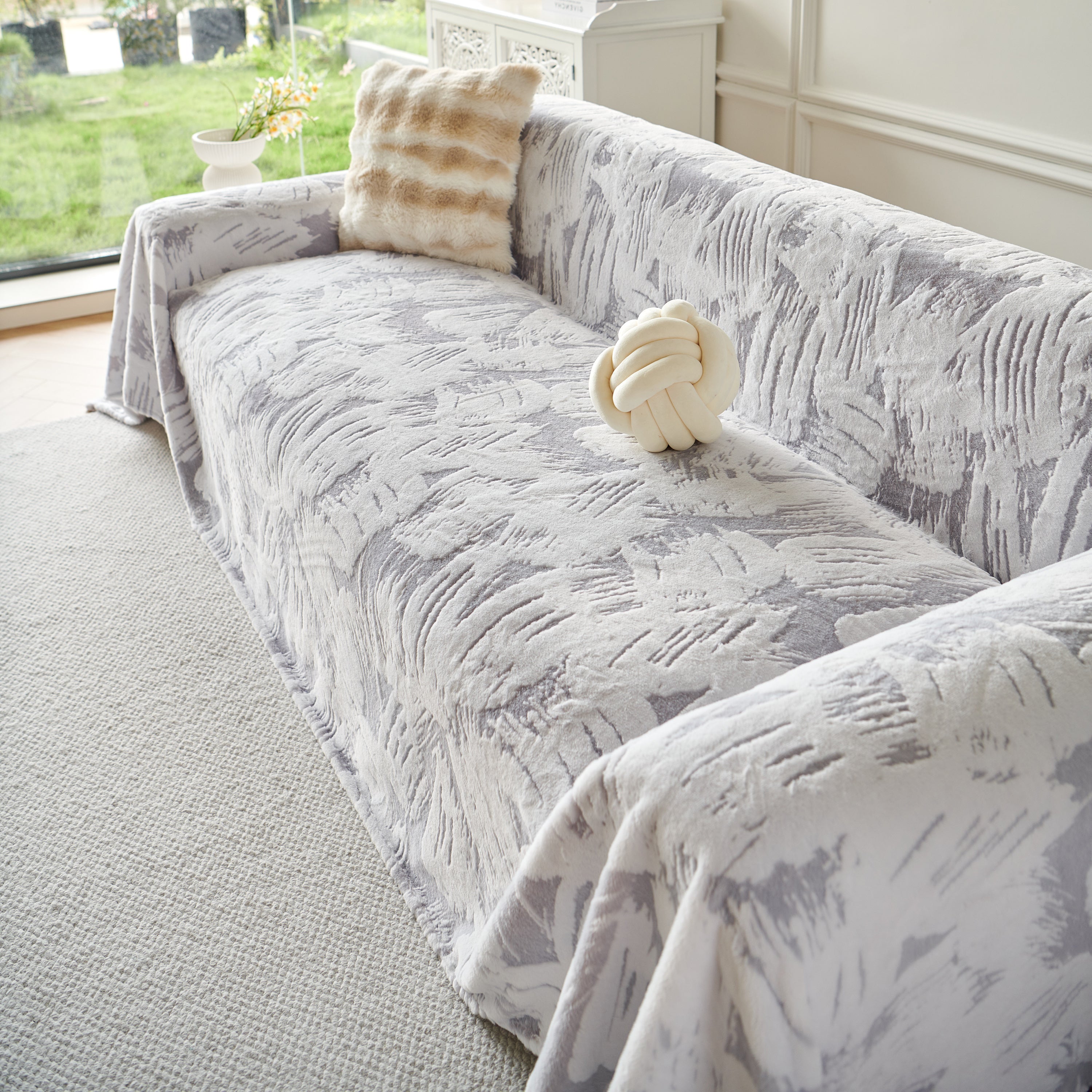 Plush Faux Fur Warm Sofa Cover With Waves Jacquard Textured Throw Blankets For Couch