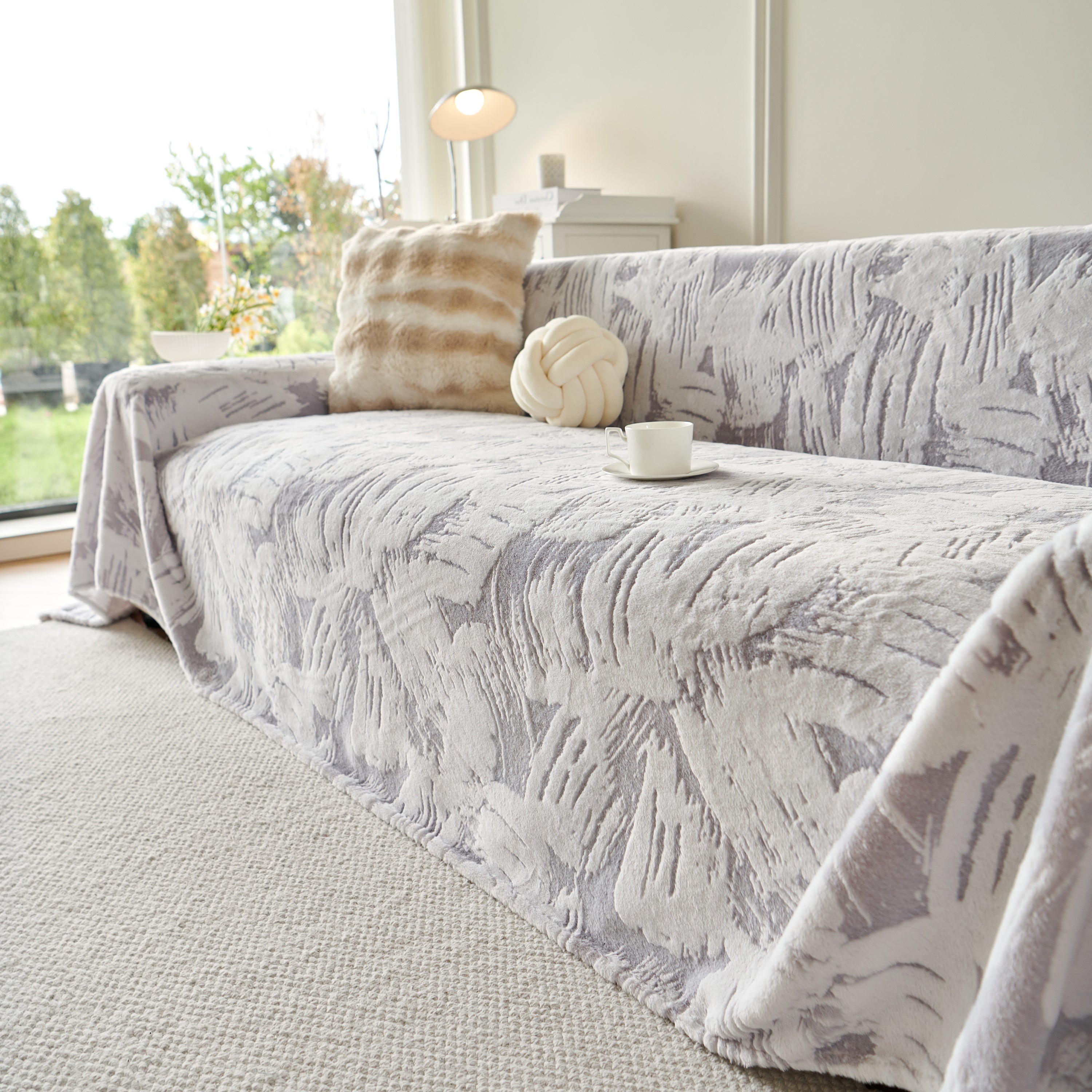 Plush Faux Fur Warm Sofa Cover With Waves Jacquard Textured Throw Blankets For Couch