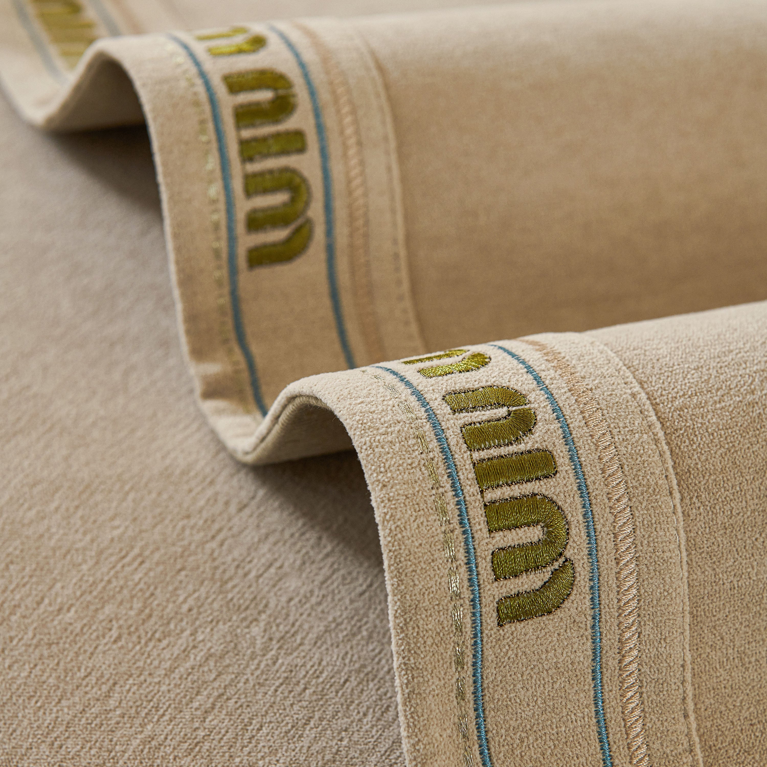 Chenille Sofa Cover Pet Mat, Non-slip Couch Protector For Sectional & L-shaped Sofas