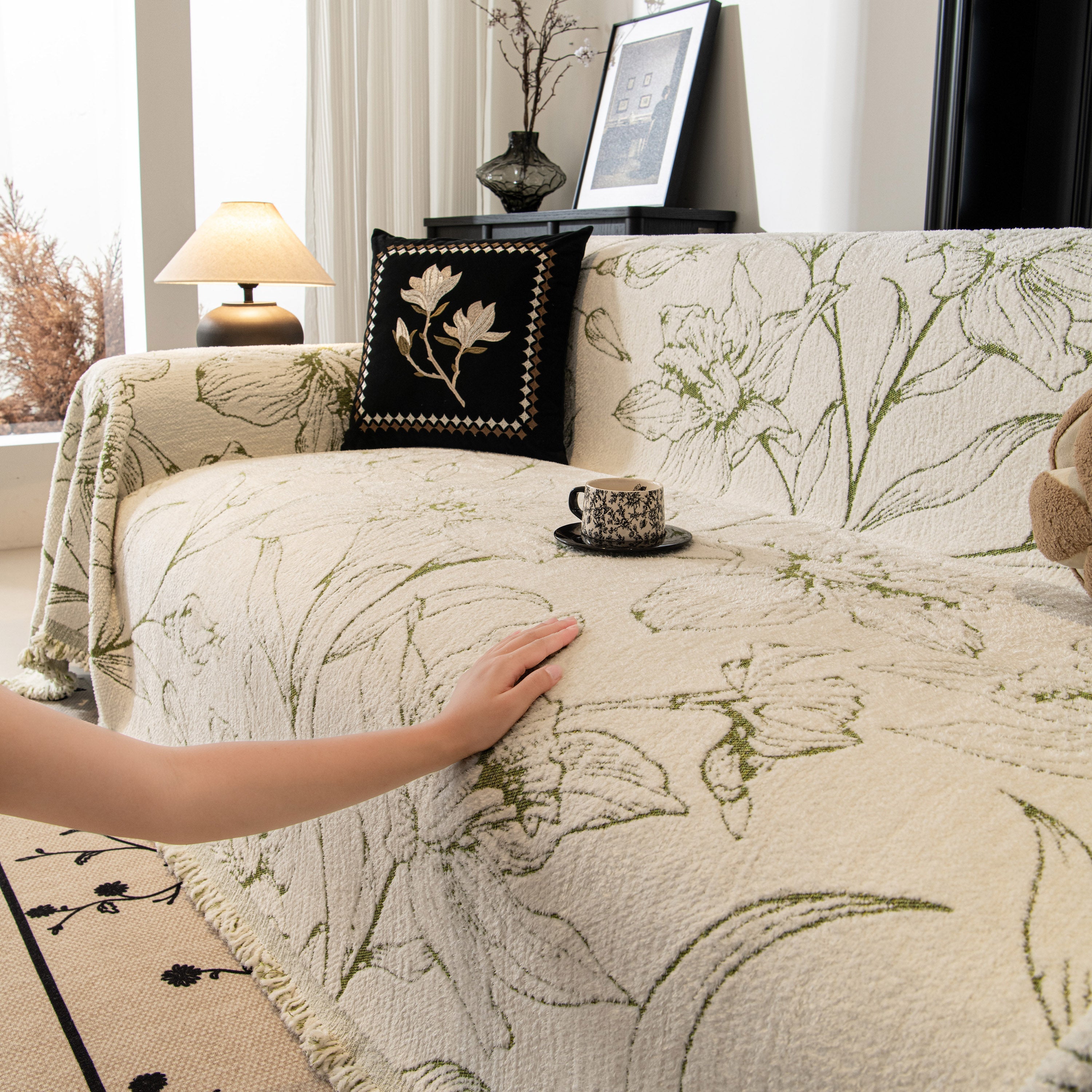 Large Floral Sofa Cover Throw Blanket, Plush Jacquard Non-shedding Couch Cover For Pets
