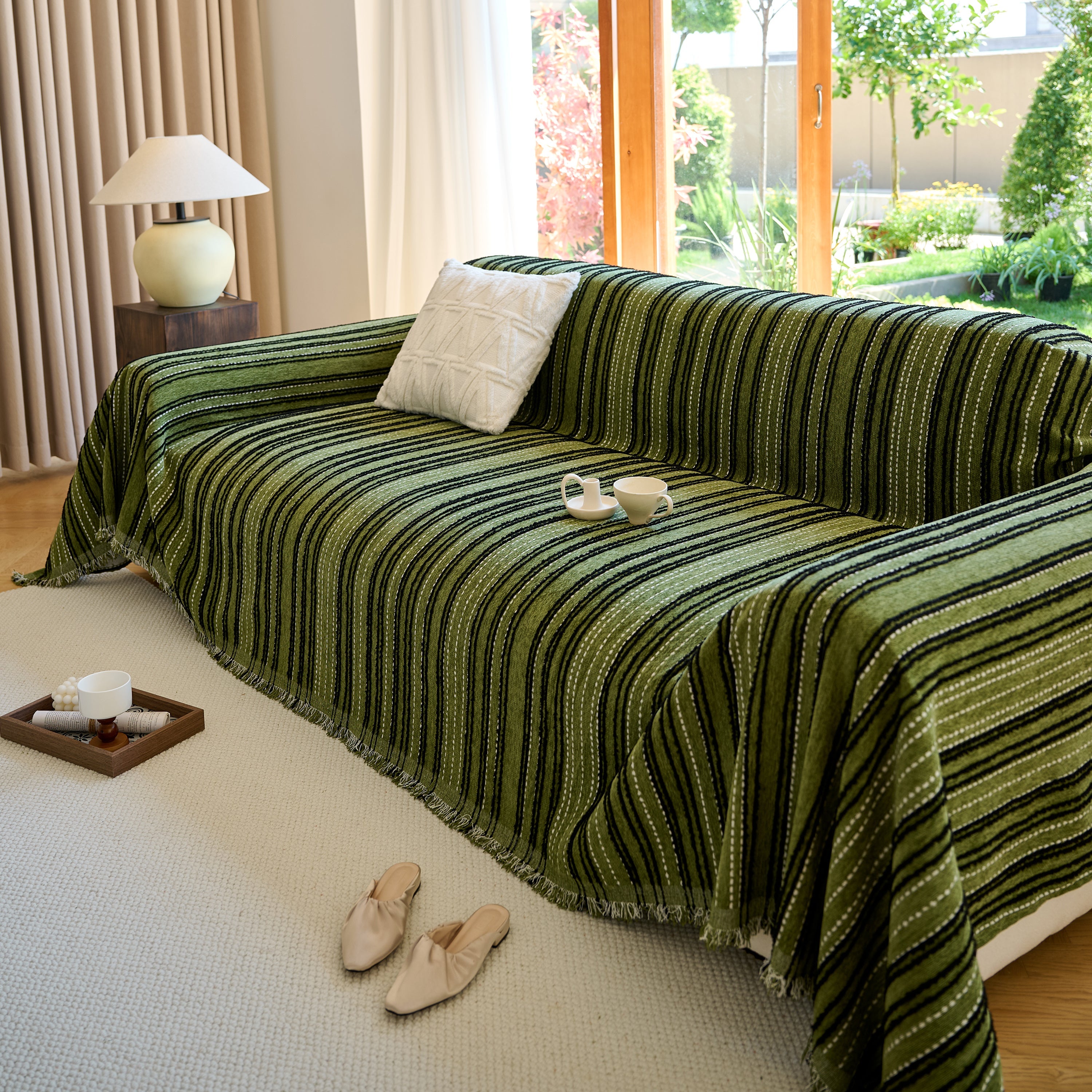 Vintage-inspired Striped Blankets For Couch Covers Luxury Couch Throw Cover With Timeless Elegance