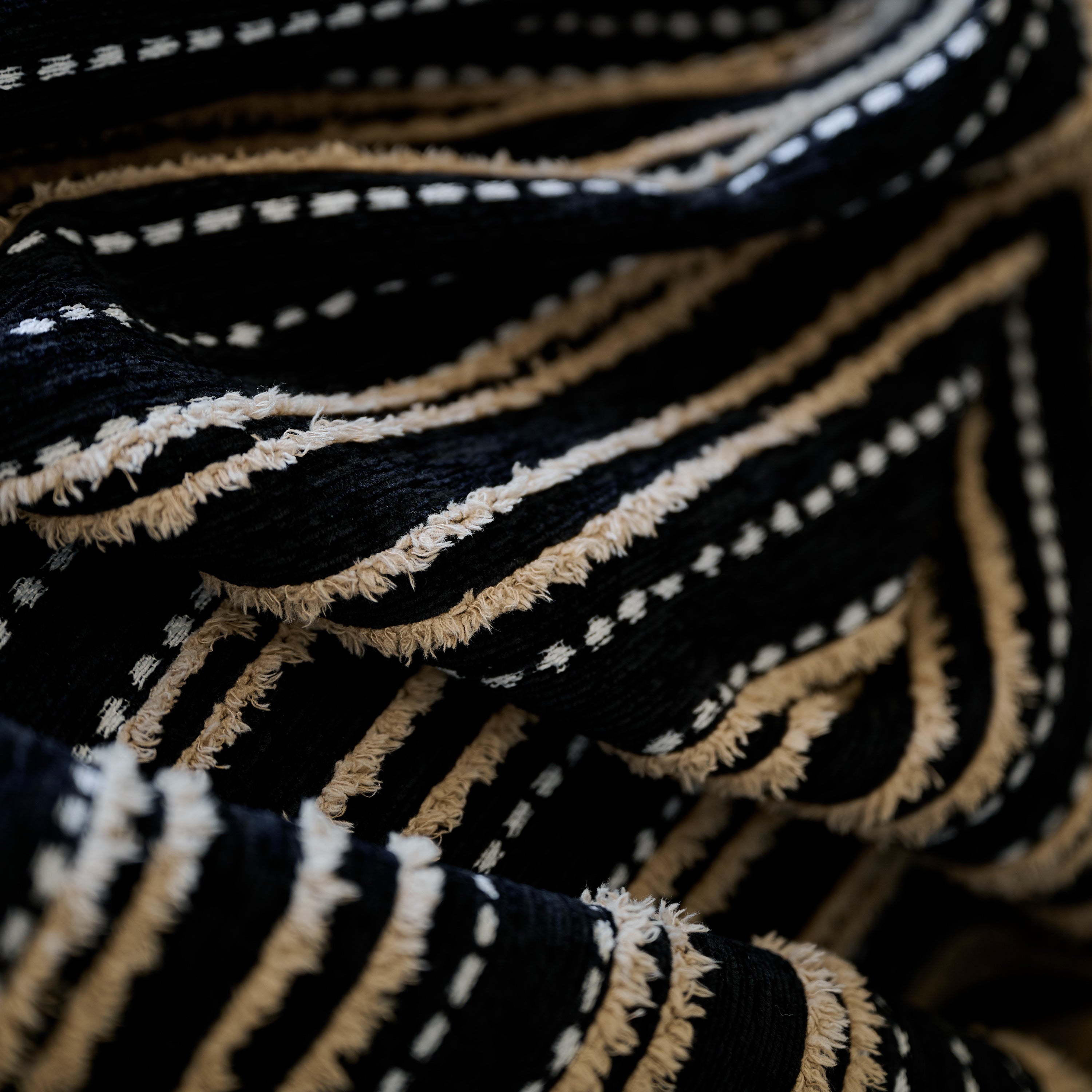 Vintage-inspired Striped Blankets For Couch Covers Luxury Couch Throw Cover With Timeless Elegance