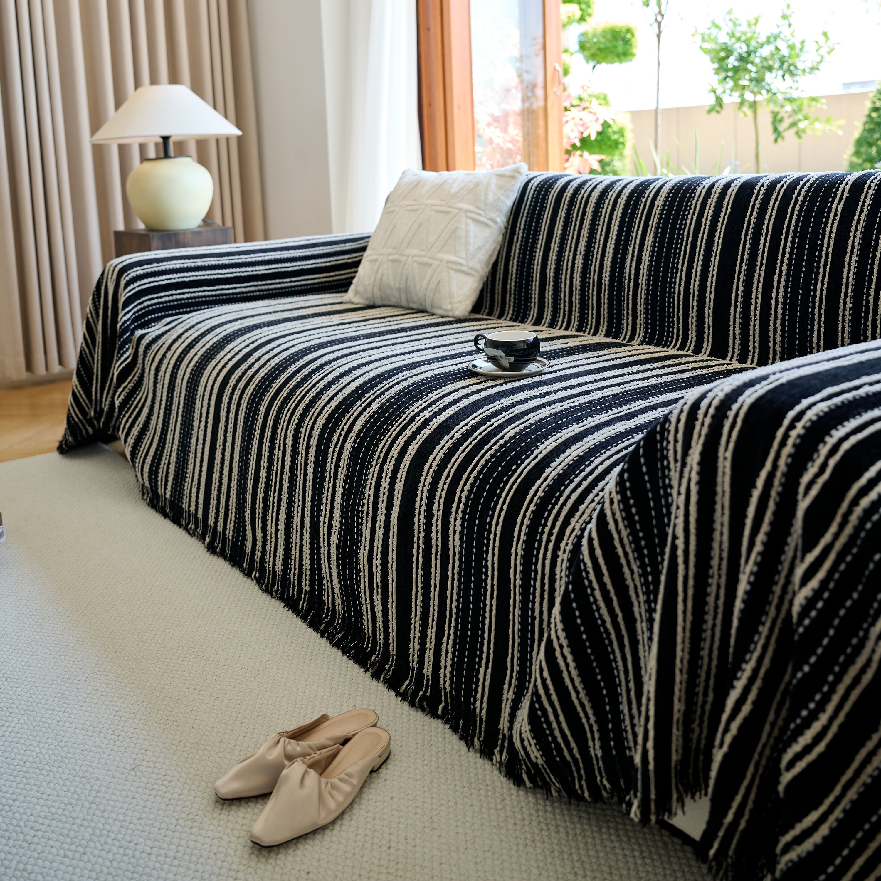 Vintage-inspired Striped Blankets For Couch Covers Luxury Couch Throw Cover With Timeless Elegance