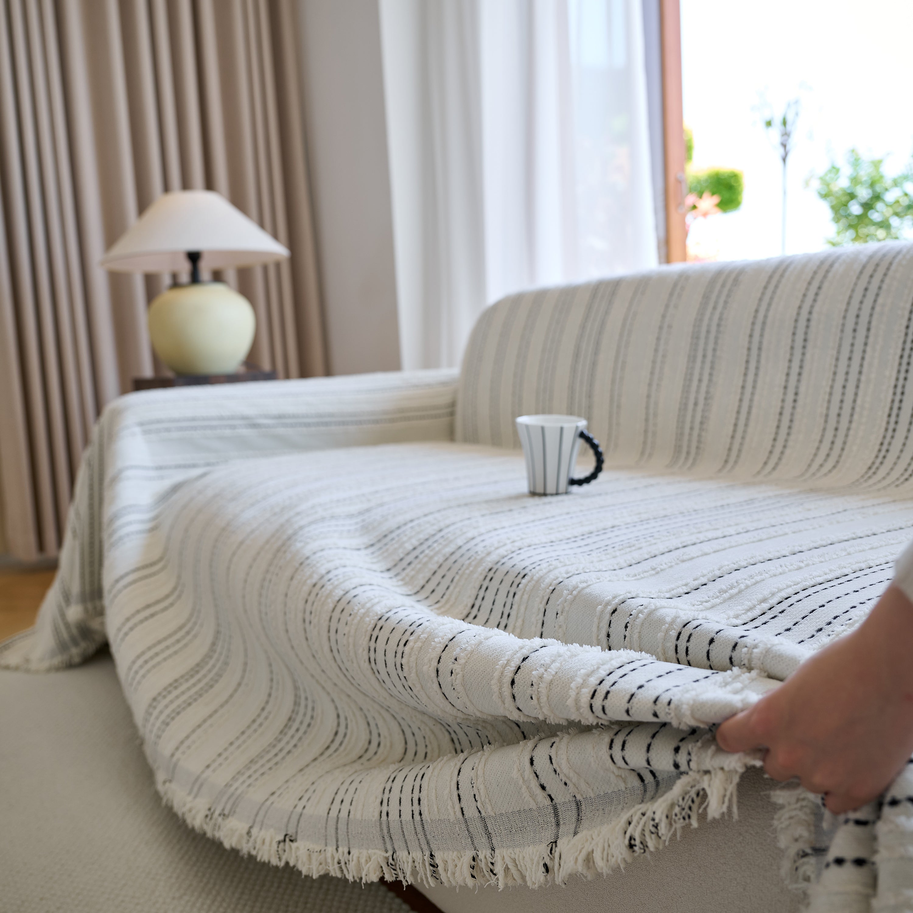 Vintage-inspired Striped Blankets For Couch Covers Luxury Couch Throw Cover With Timeless Elegance