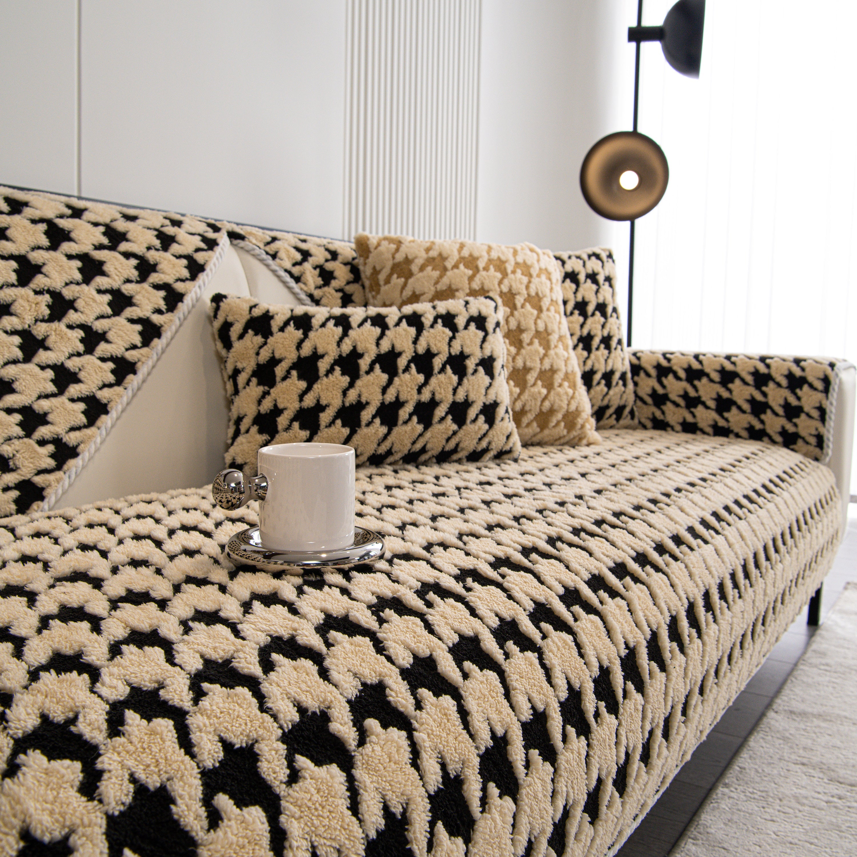 Winter Thickened Sherpa Fleece Houndstooth Sofa Cushion, Non-slip Sofa Cover With Plush