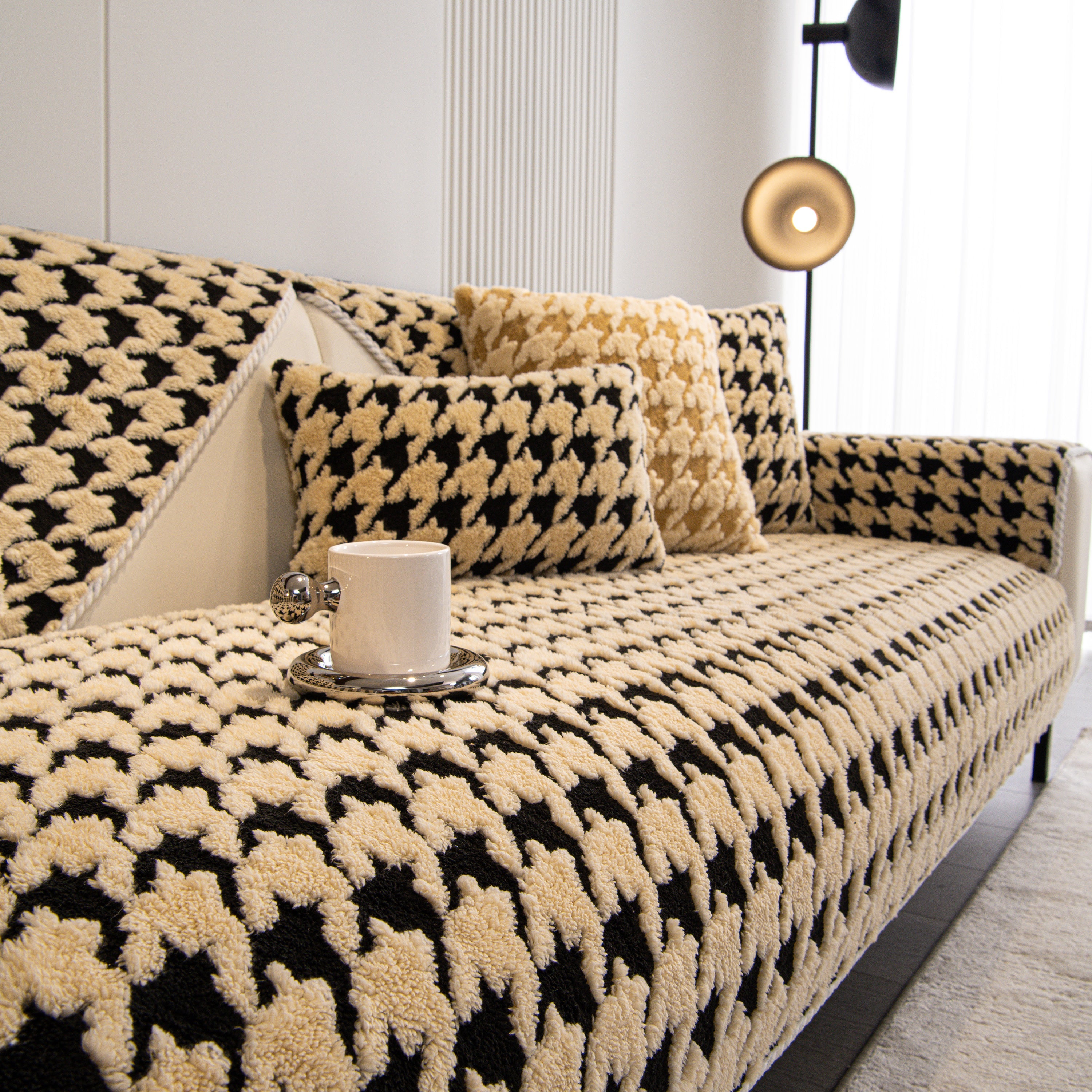 Winter Thickened Sherpa Fleece Houndstooth Sofa Cushion, Non-slip Sofa Cover With Plush