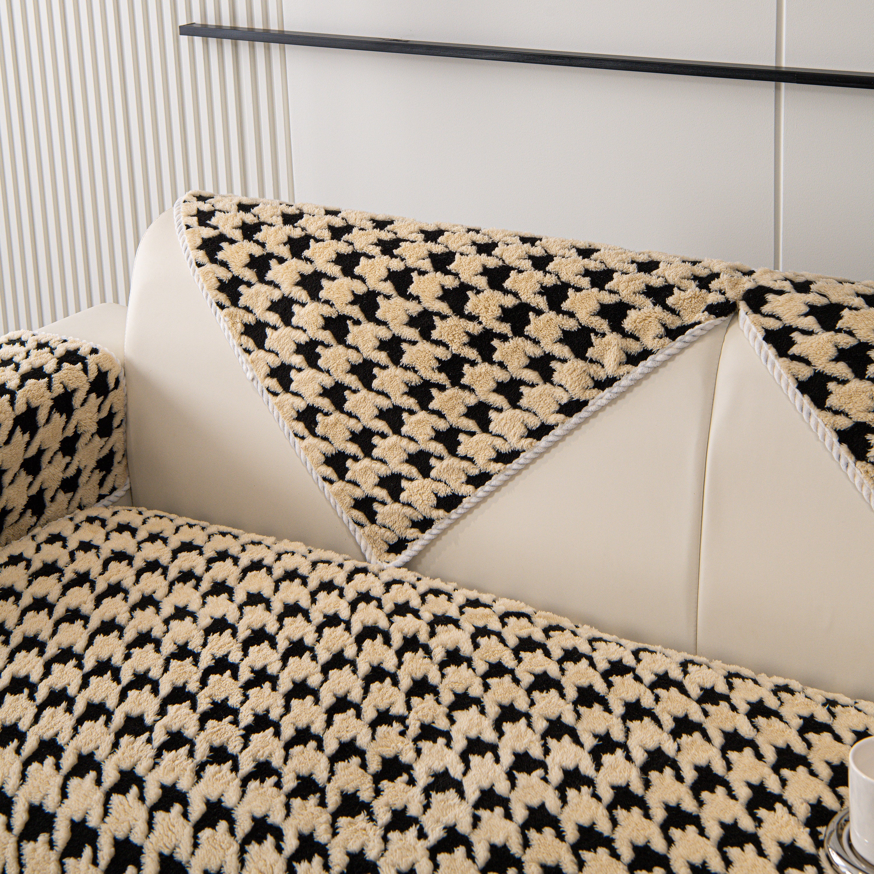 Winter Thickened Sherpa Fleece Houndstooth Sofa Cushion, Non-slip Sofa Cover With Plush
