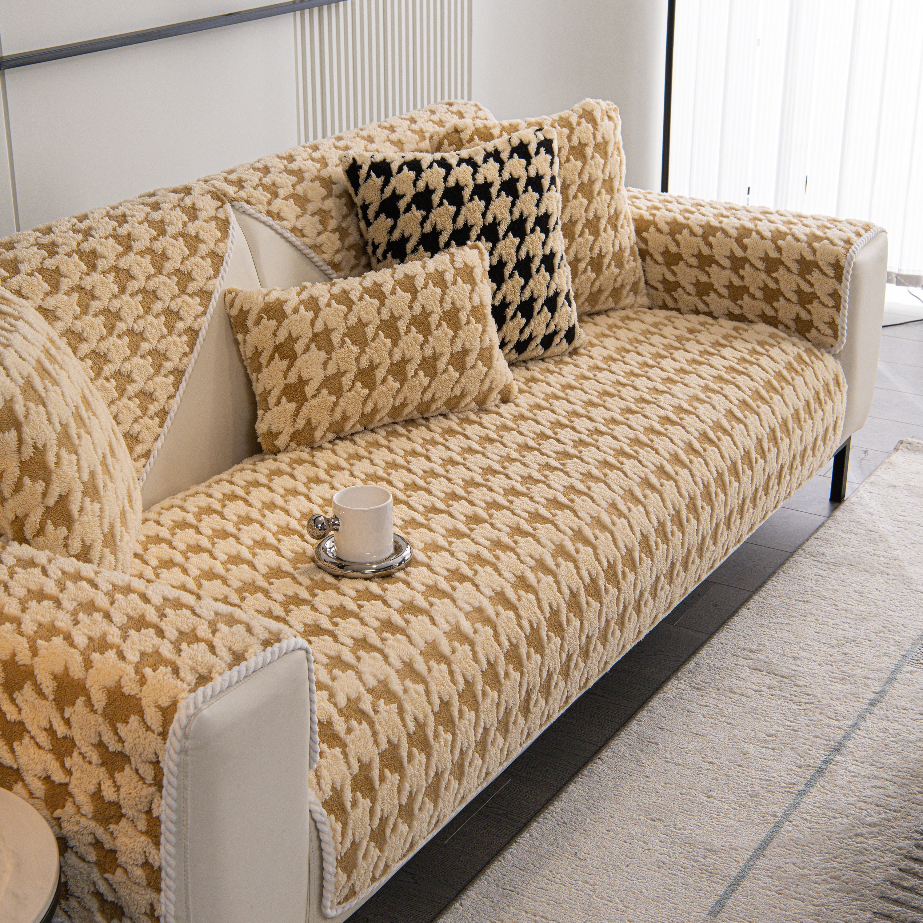 Winter Thickened Sherpa Fleece Houndstooth Sofa Cushion, Non-slip Sofa Cover With Plush