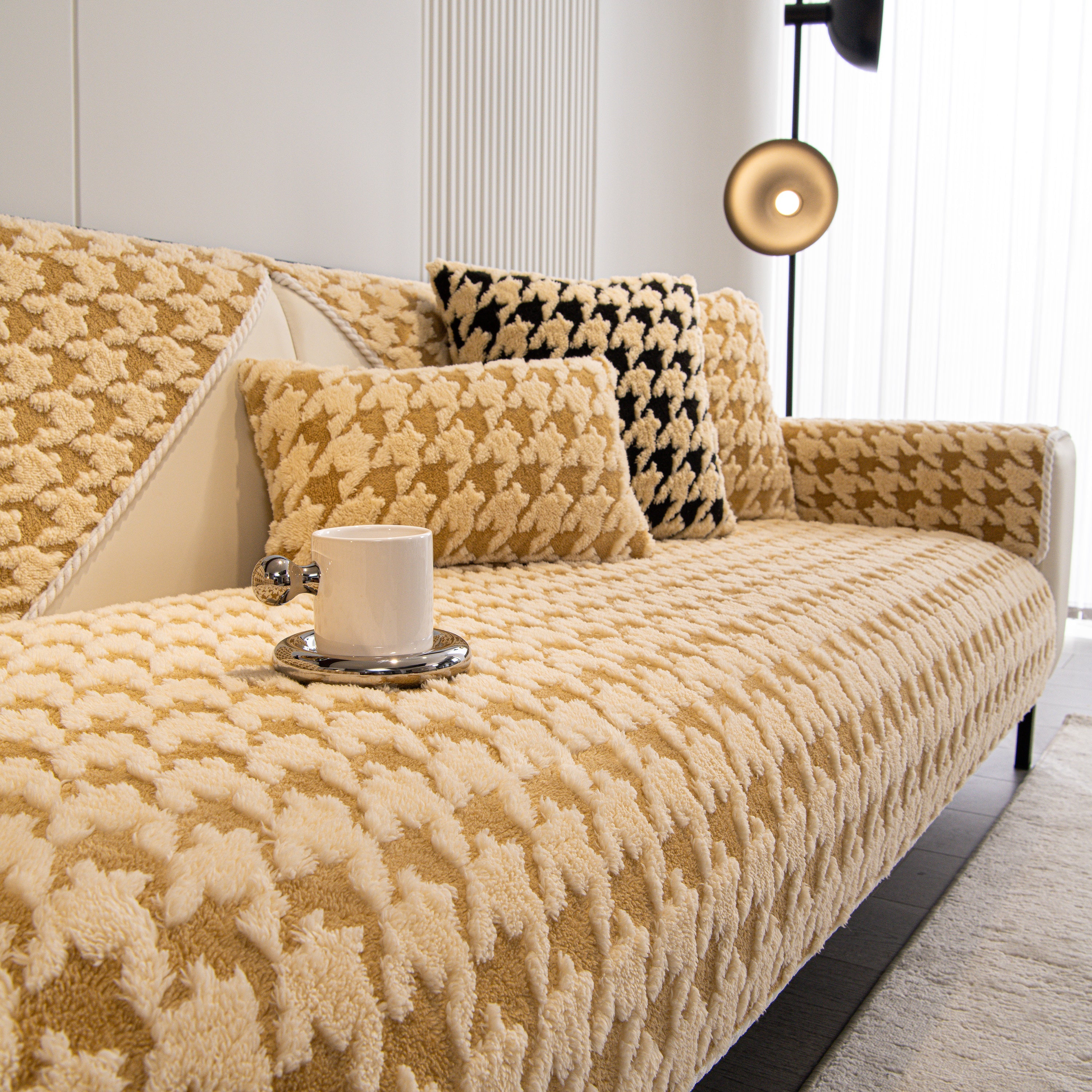 Winter Thickened Sherpa Fleece Houndstooth Sofa Cushion, Non-slip Sofa Cover With Plush