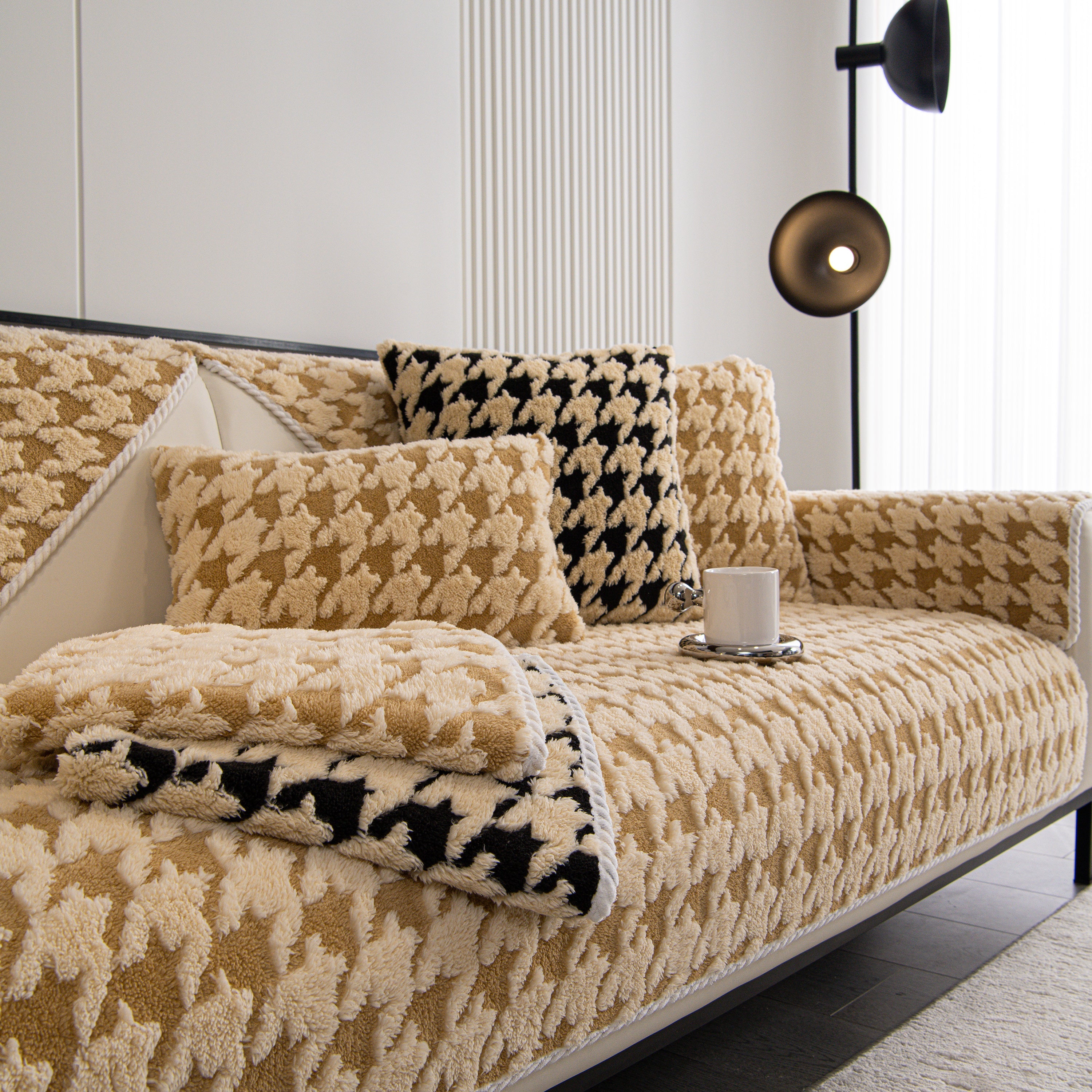 Winter Thickened Sherpa Fleece Houndstooth Sofa Cushion, Non-slip Sofa Cover With Plush