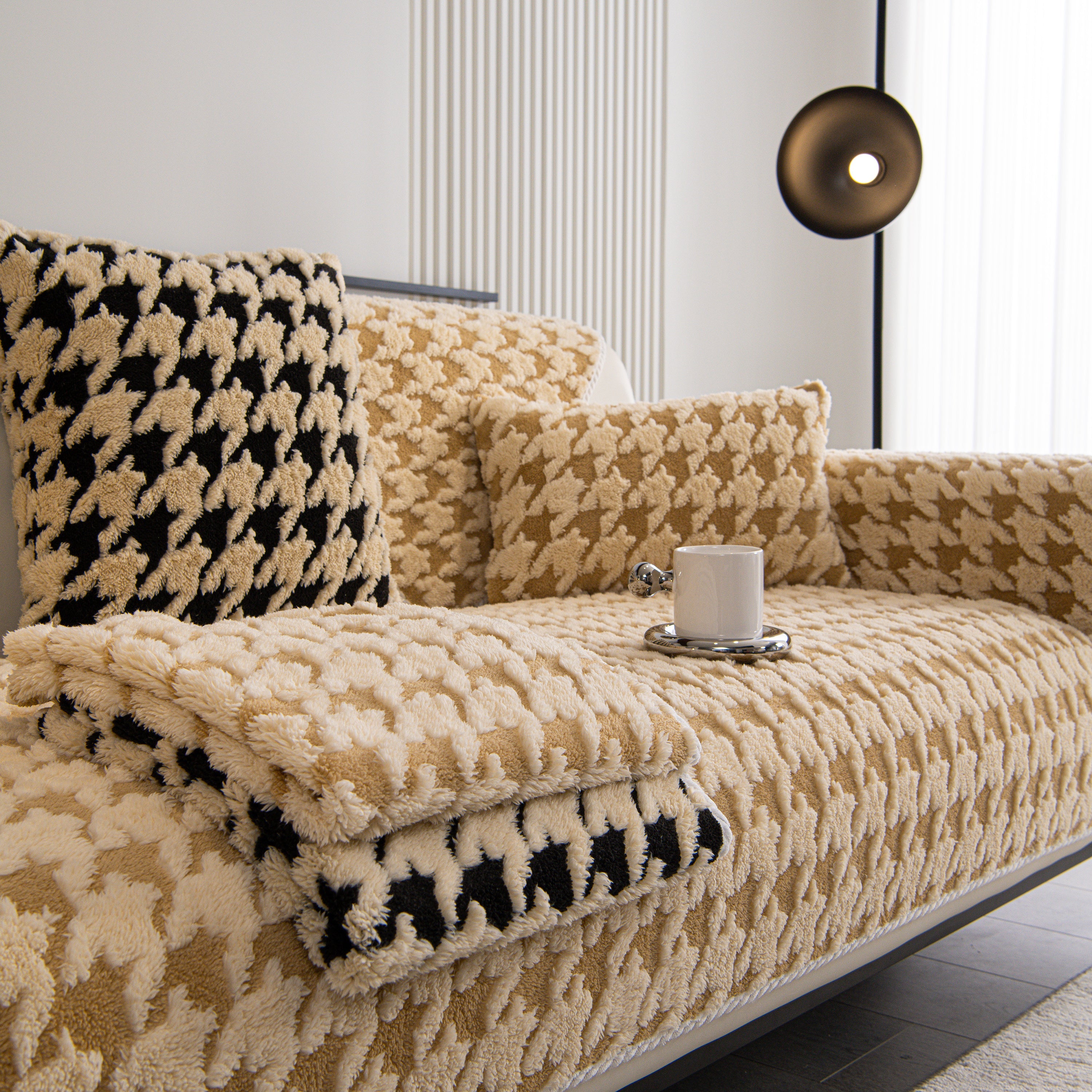 Winter Thickened Sherpa Fleece Houndstooth Sofa Cushion, Non-slip Sofa Cover With Plush