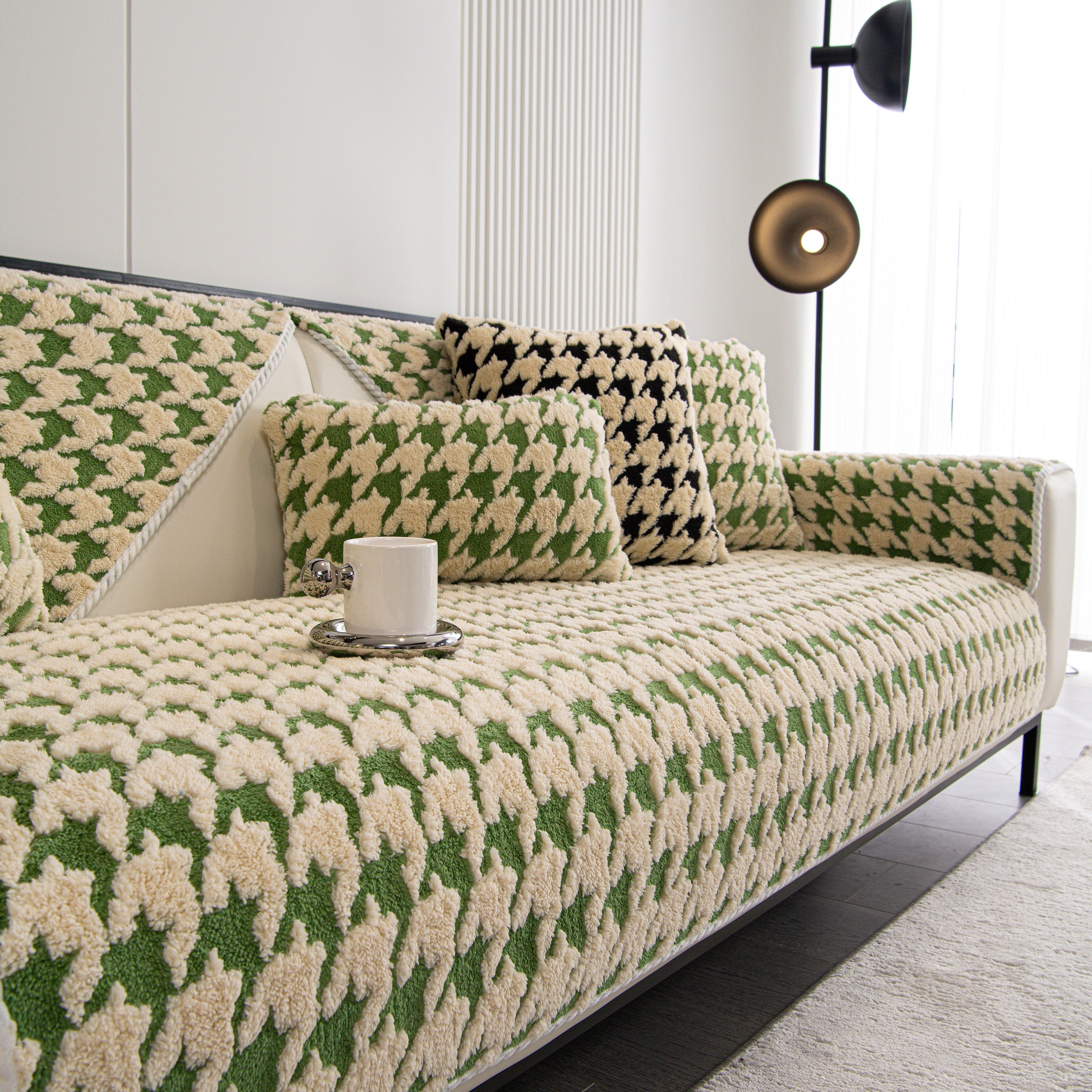 Winter Thickened Sherpa Fleece Houndstooth Sofa Cushion, Non-slip Sofa Cover With Plush