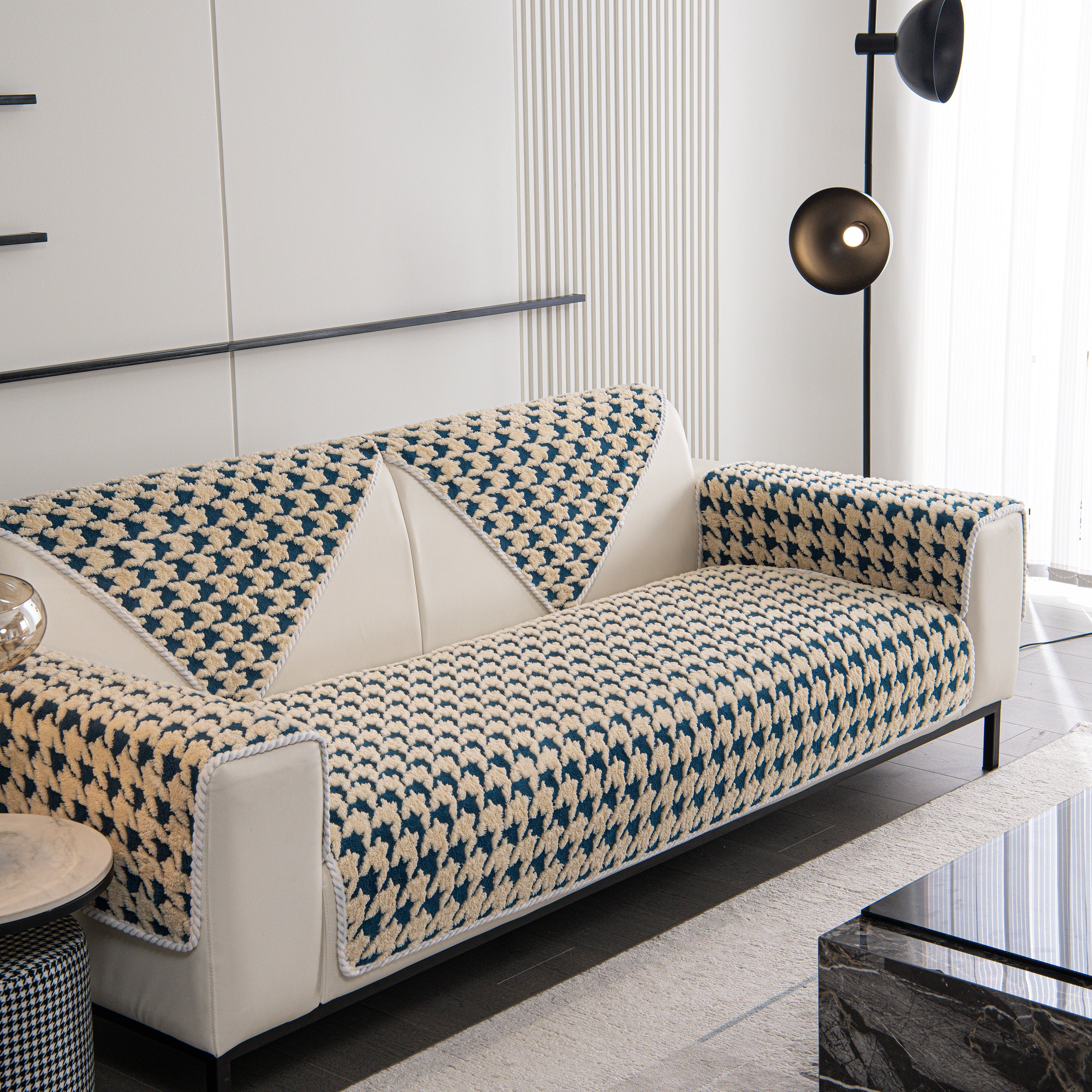 Winter Thickened Sherpa Fleece Houndstooth Sofa Cushion, Non-slip Sofa Cover With Plush