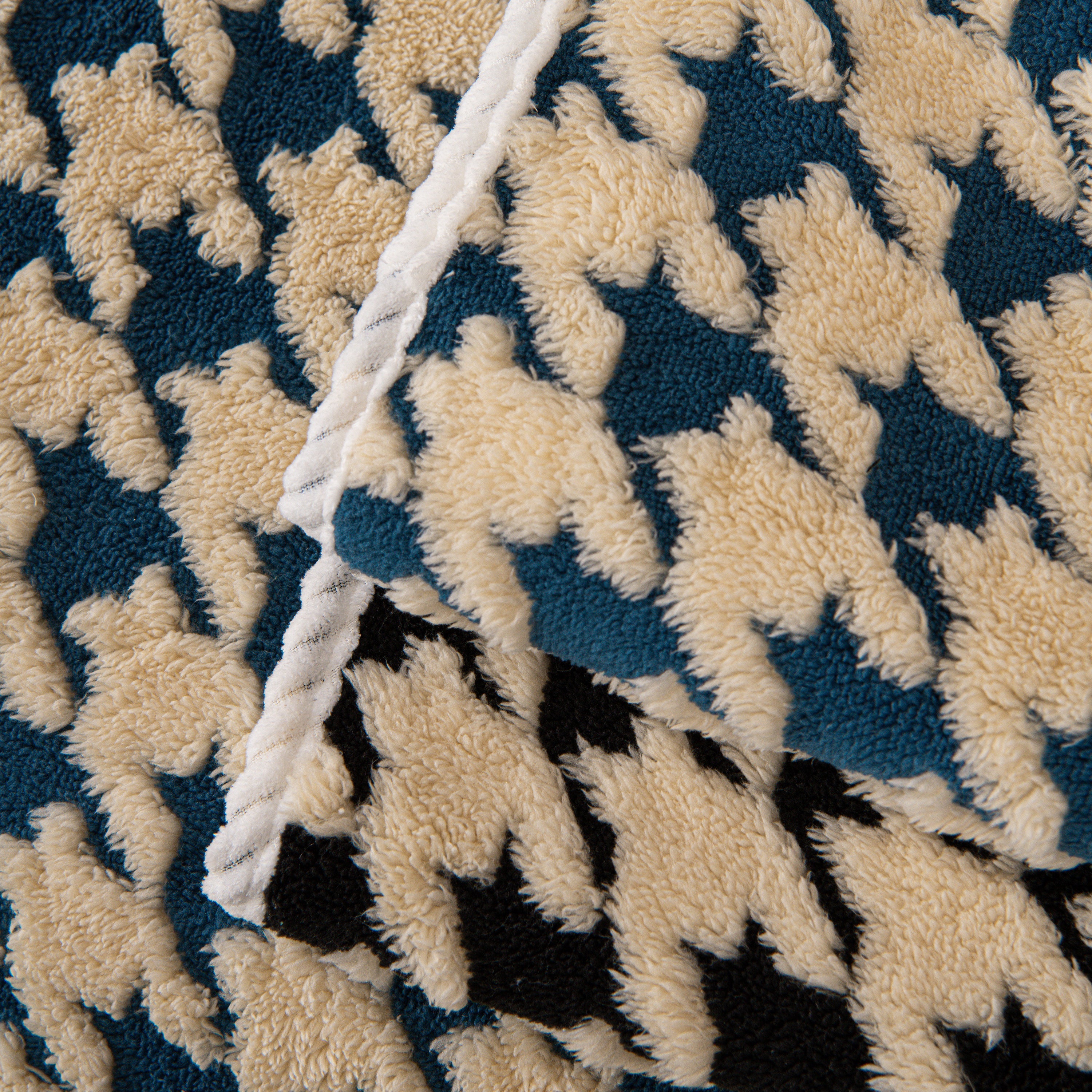 Winter Thickened Sherpa Fleece Houndstooth Sofa Cushion, Non-slip Sofa Cover With Plush