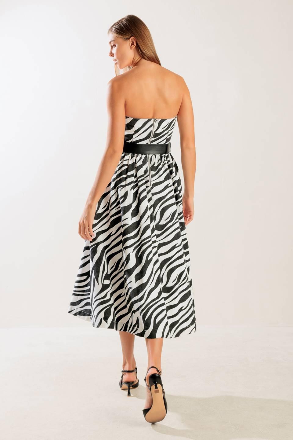 Not So Ordinary Woven Midi Dress