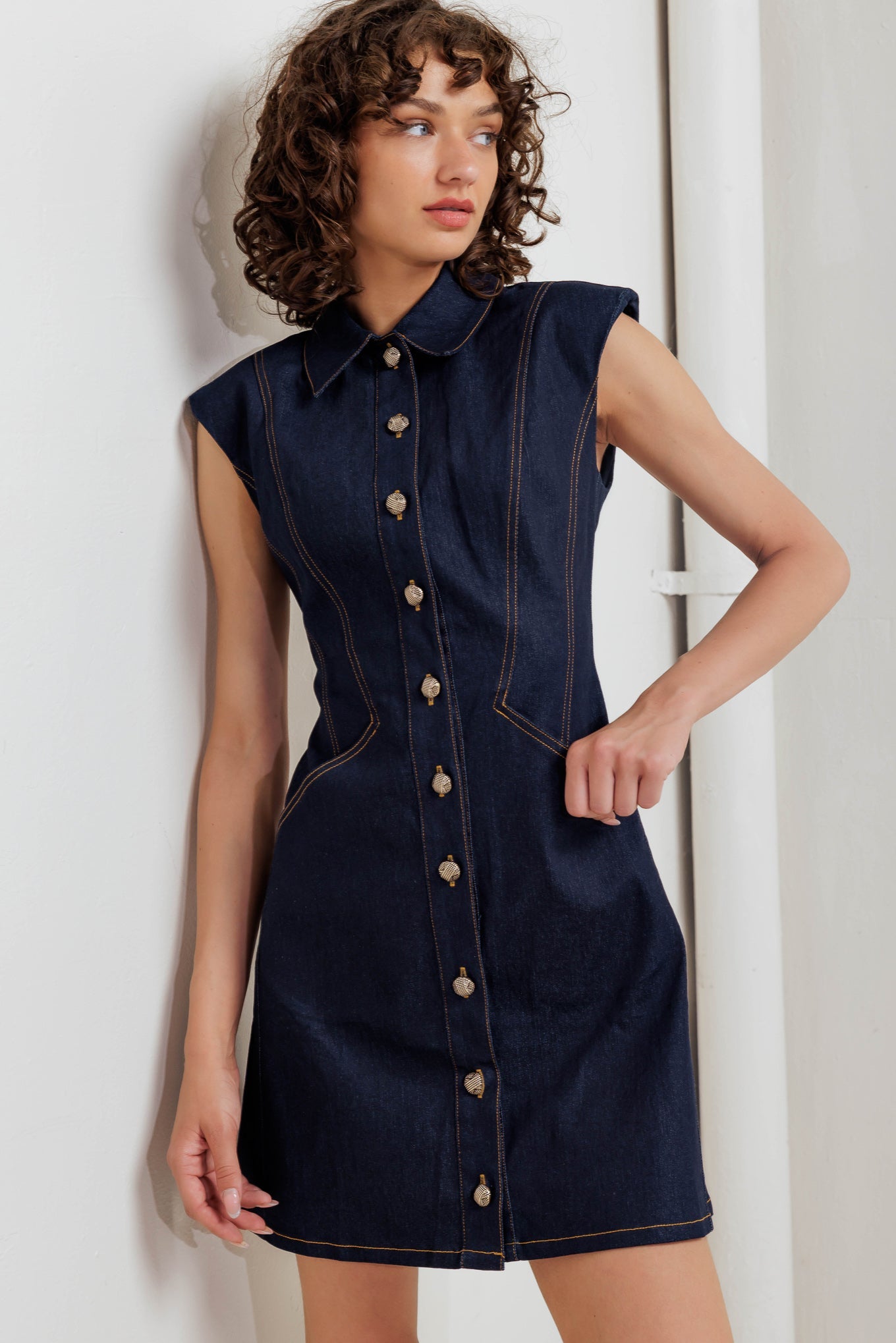 dark denim mini dress AUTUMN DAYS INDIGO Size Chart XS S M L XL Numeric Size 0/2 4/6 8/10 12/14 16/18 Bust (in) 31 SLEEK CRAFT DENIM MINI DRESS