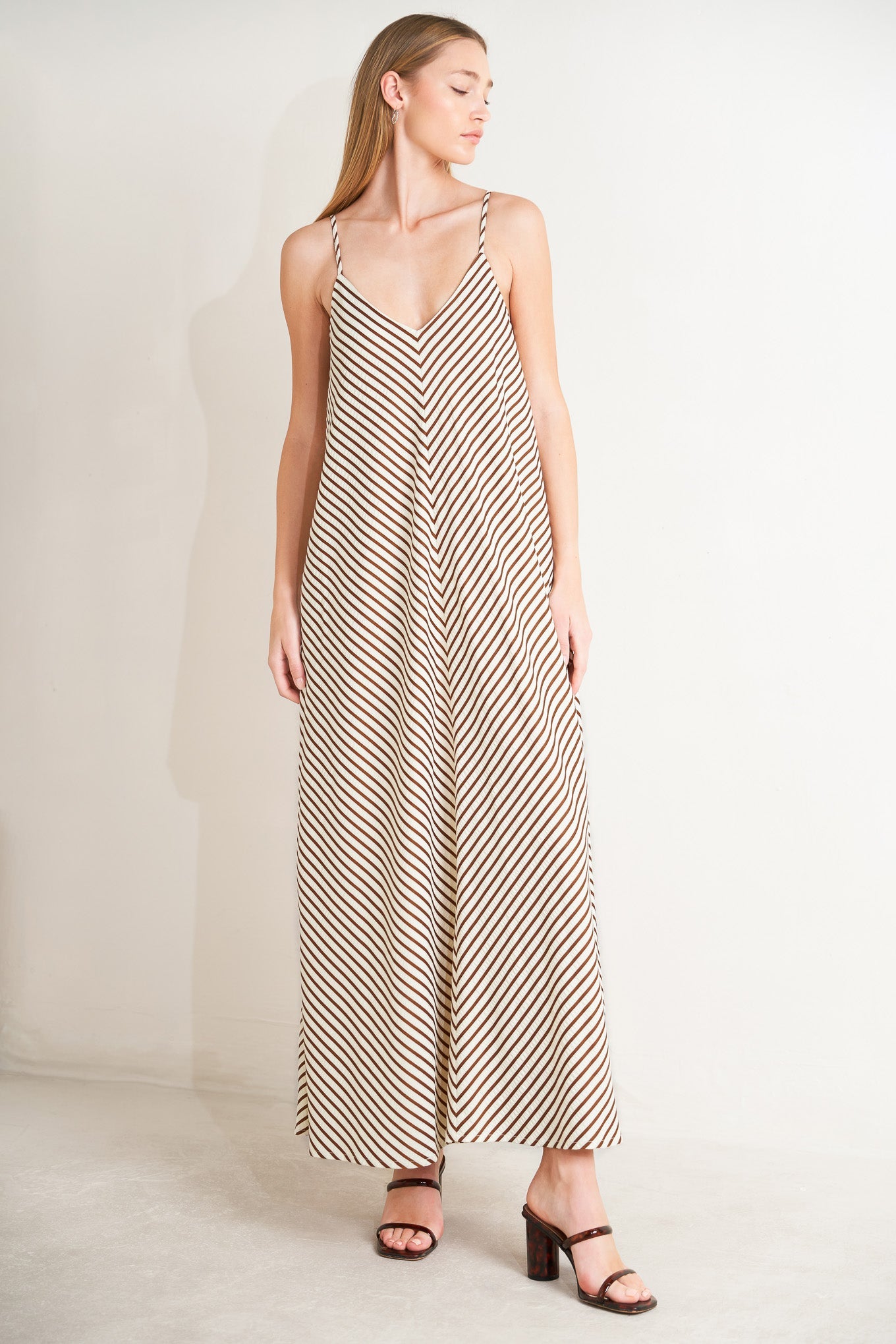 Seaside Silhouette Woven Midi Dress