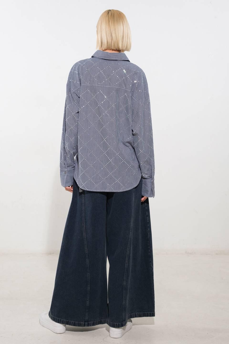 Graceful Appearance Woven Top