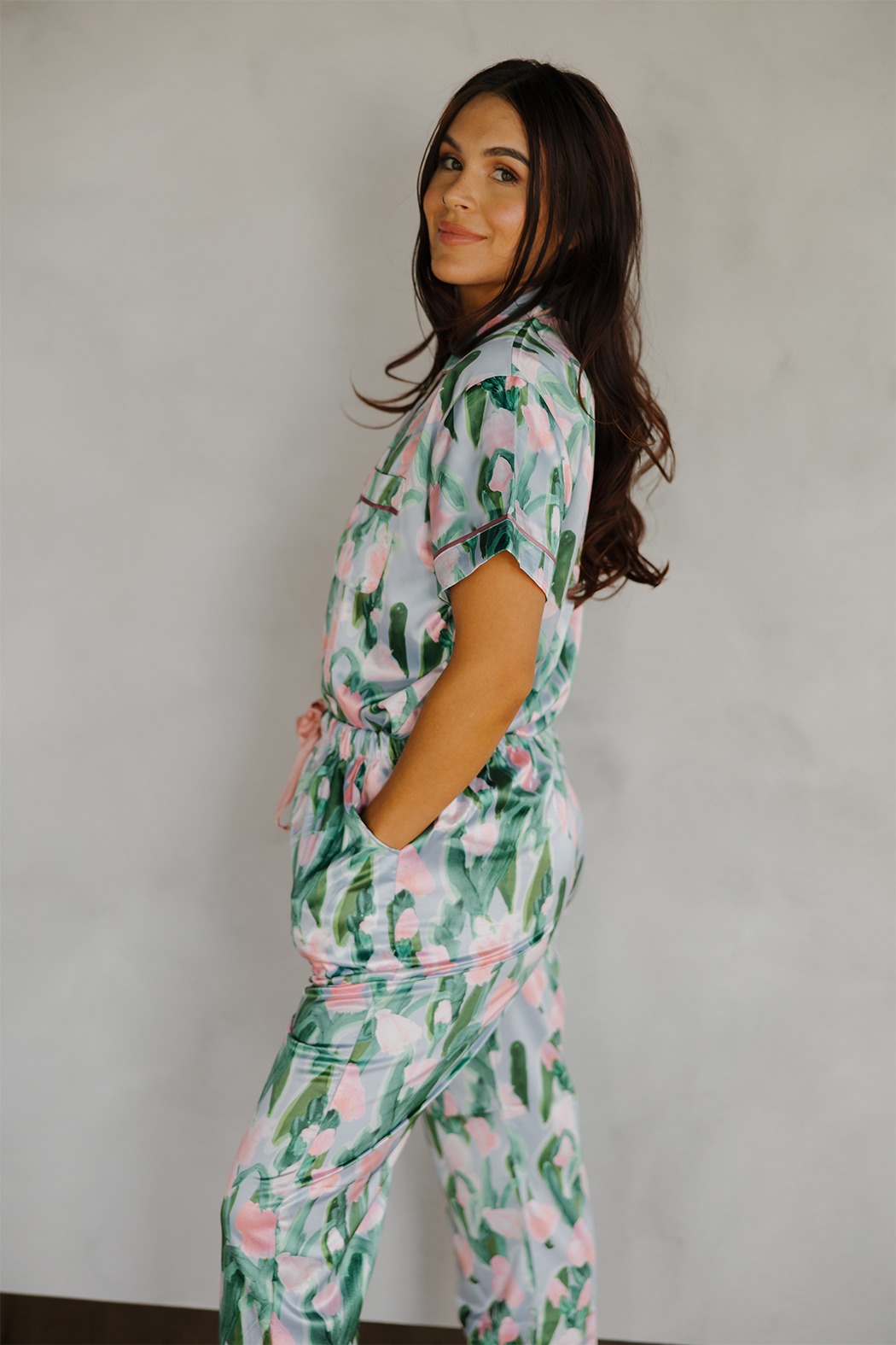 Fluid Tulips Satin Pajamas Pants Set With Ribbon Tie